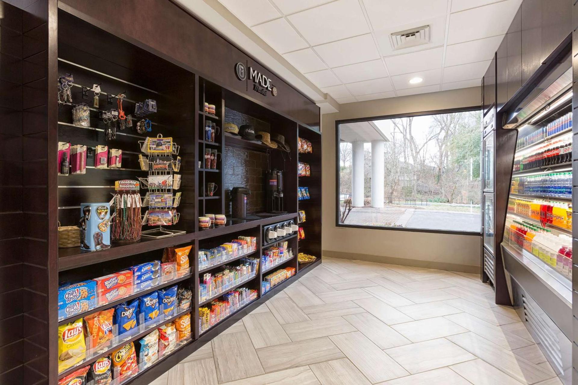 DoubleTree Suites by Hilton Nashville Airport photo 18