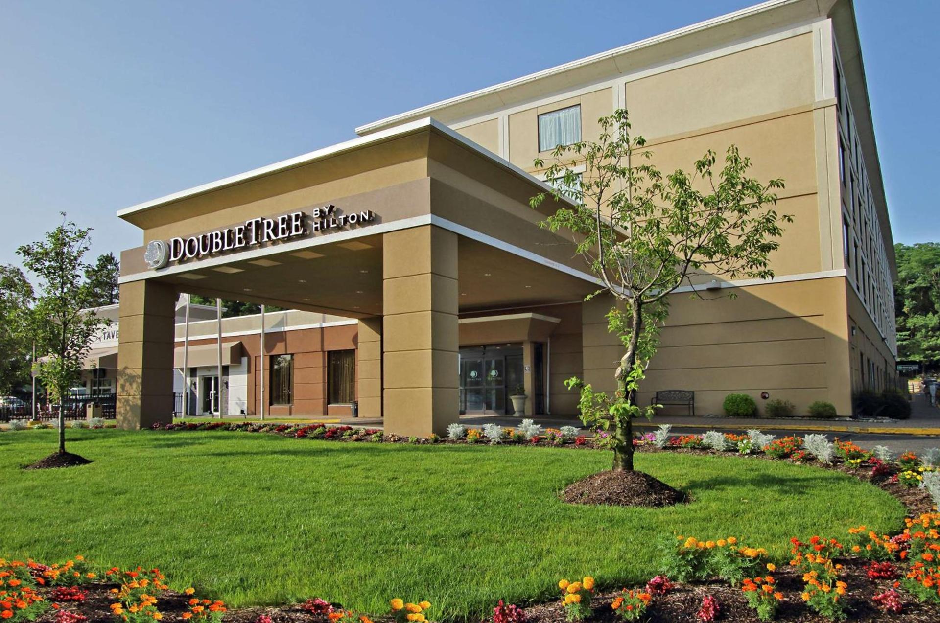 DoubleTree by Hilton Mahwah — hotel in Mahwah