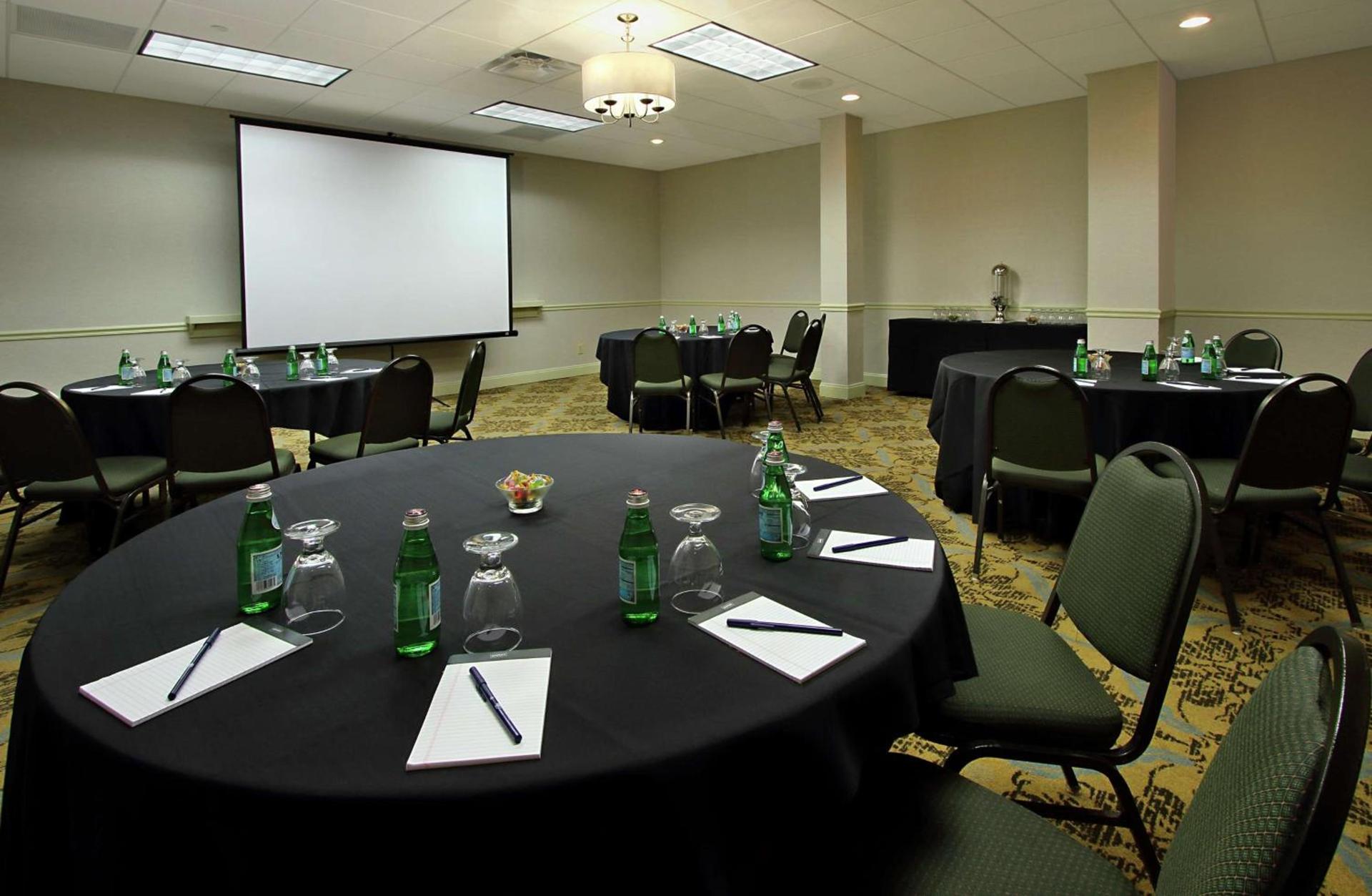 DoubleTree by Hilton Mahwah photo 43