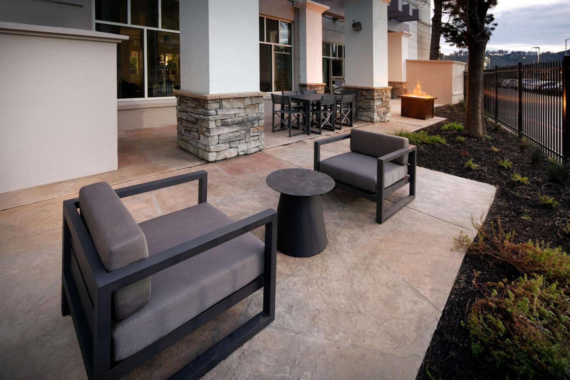 Embassy Suites by Hilton San Rafael at Marin Center photo 17