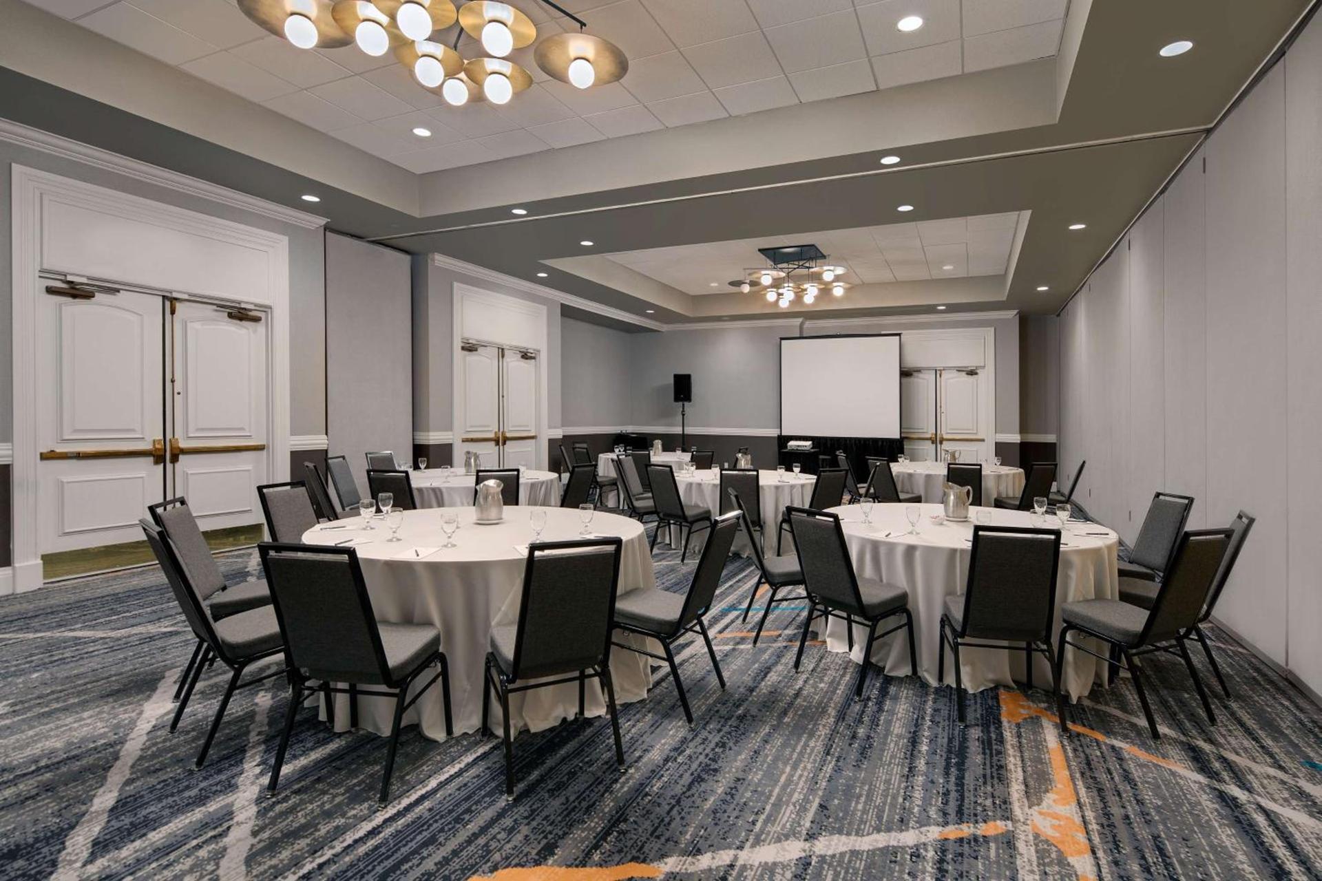Embassy Suites by Hilton San Rafael at Marin Center photo 56