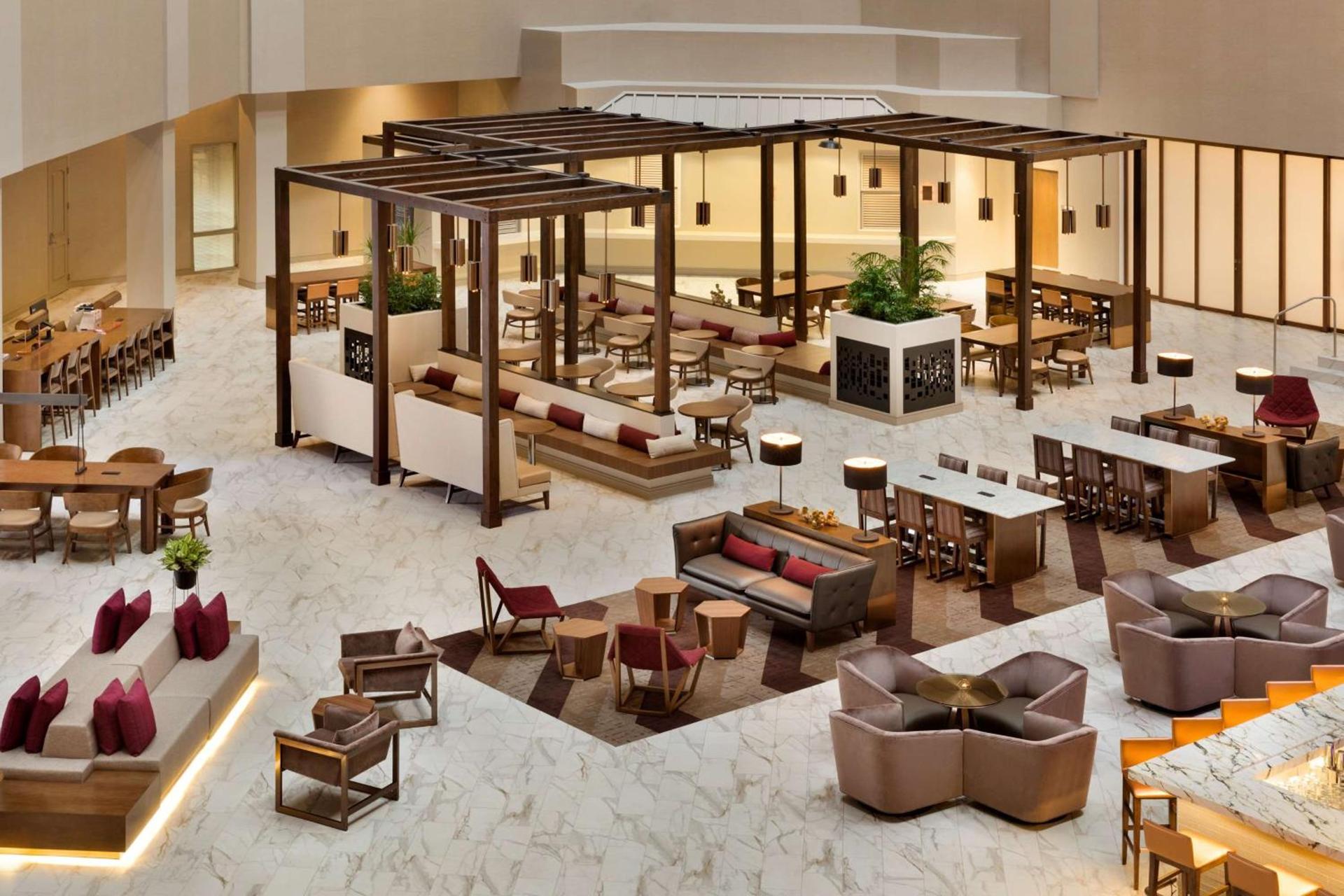 Embassy Suites by Hilton Phoenix Downtown North photo 8