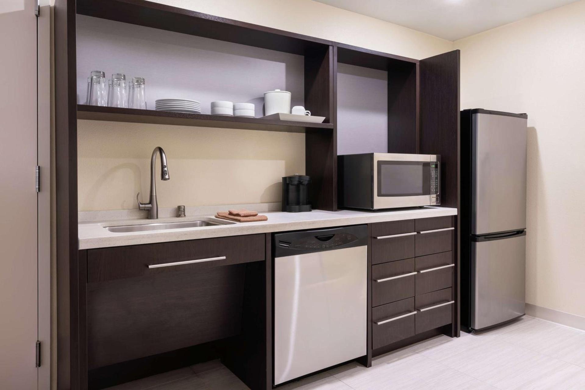 Home2 Suites by Hilton Anchorage/Midtown photo 26