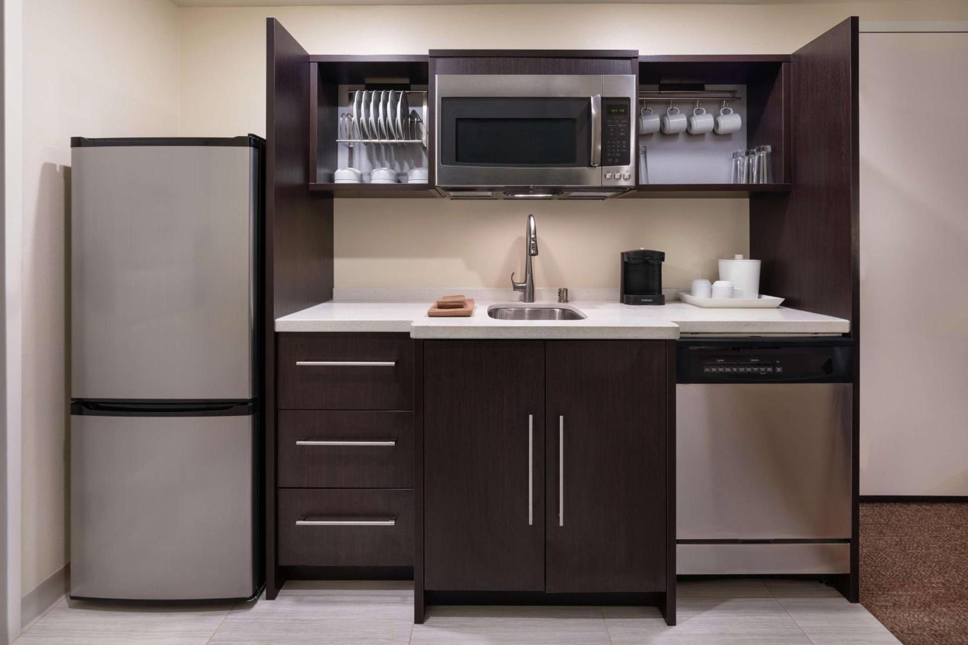 Home2 Suites by Hilton Anchorage/Midtown photo 21