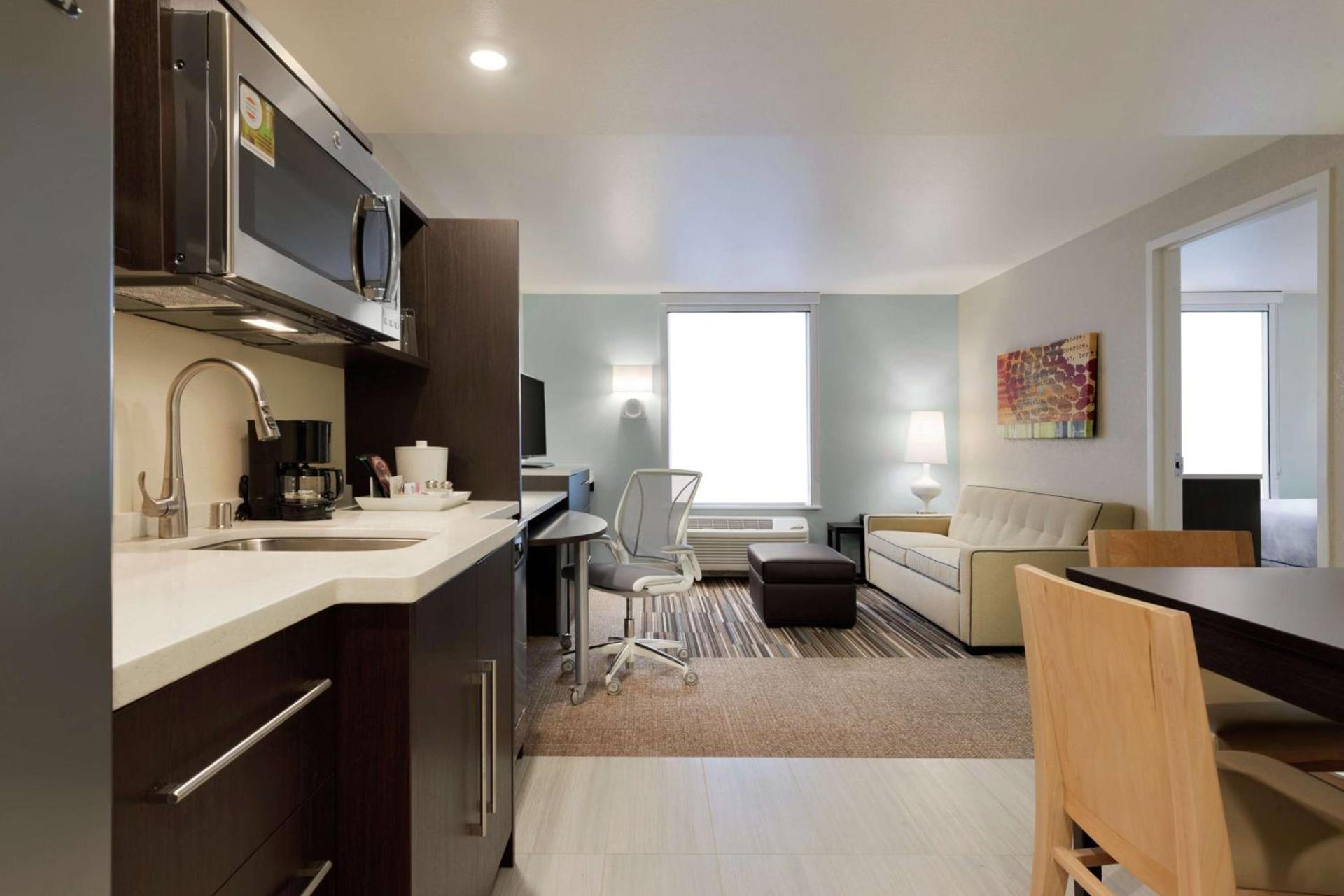 Home2 Suites by Hilton Anchorage/Midtown photo 14