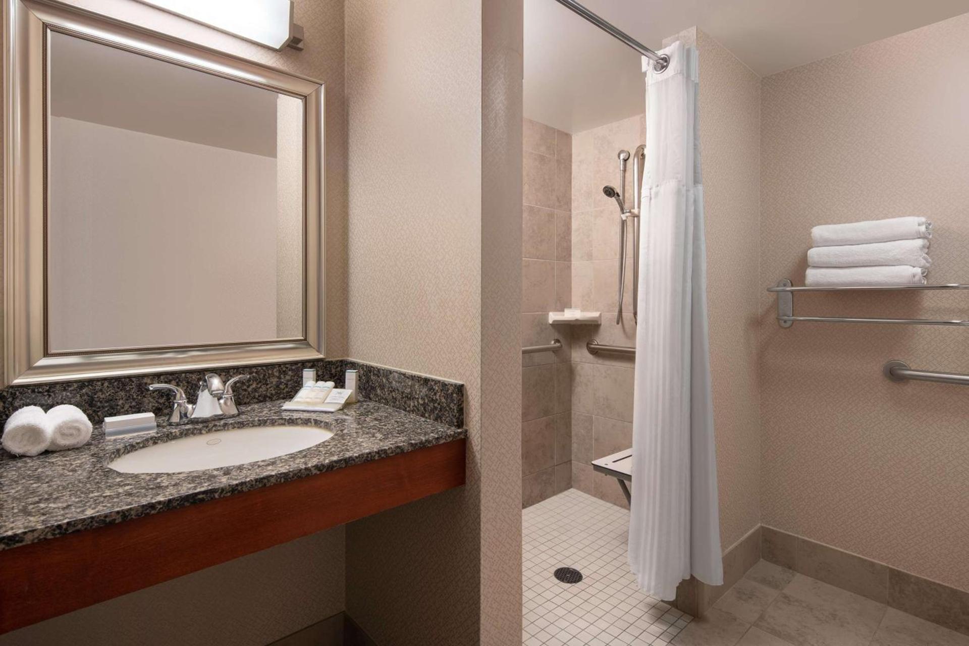 Hilton Garden Inn Denver Downtown photo 19