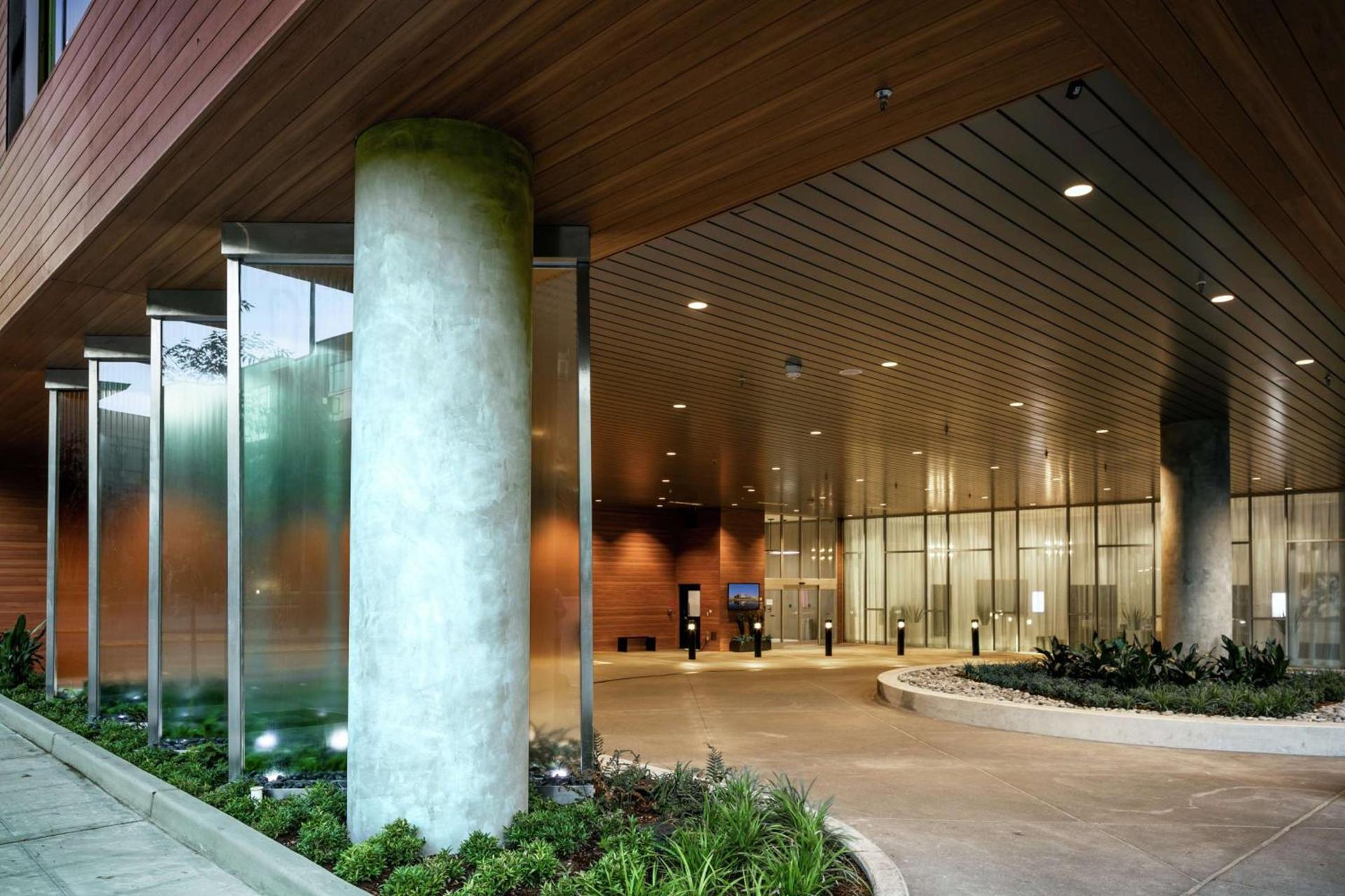 Hilton Garden Inn Seattle Bellevue Downtown, WA photo 5