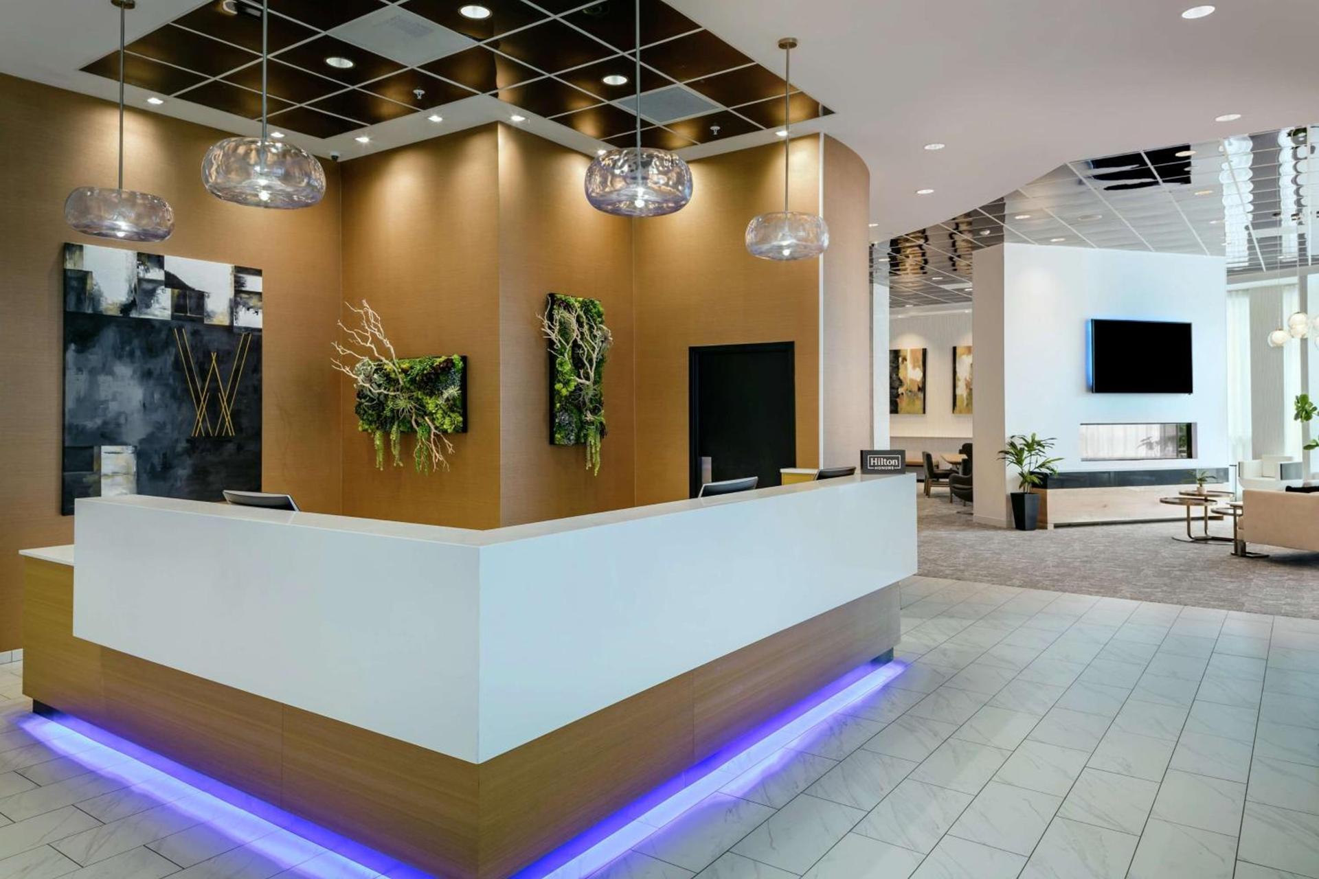 Hilton Garden Inn Seattle Bellevue Downtown, WA photo 9