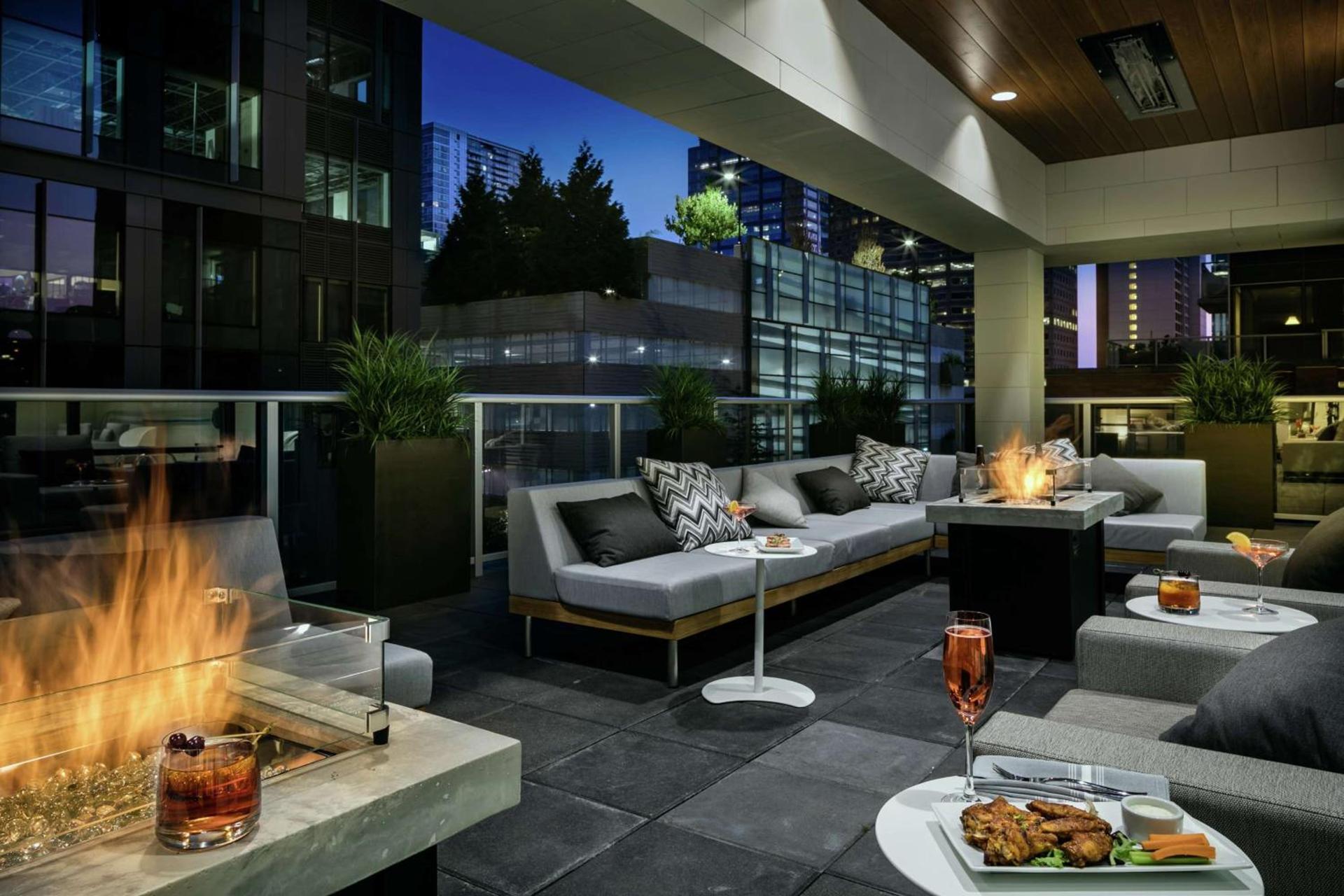 Hilton Garden Inn Seattle Bellevue Downtown, WA photo 18