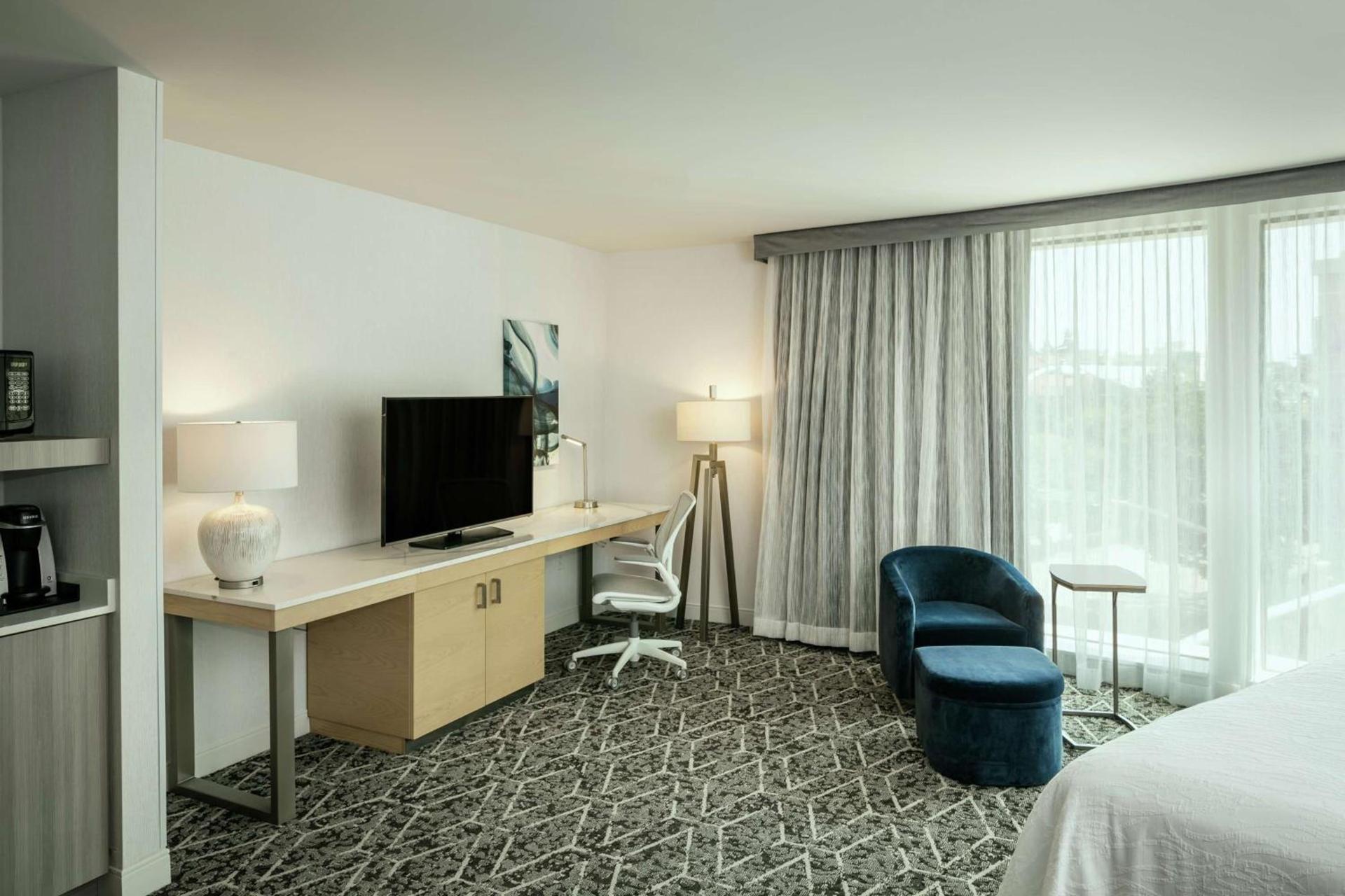 Hilton Garden Inn Seattle Bellevue Downtown, WA photo 41