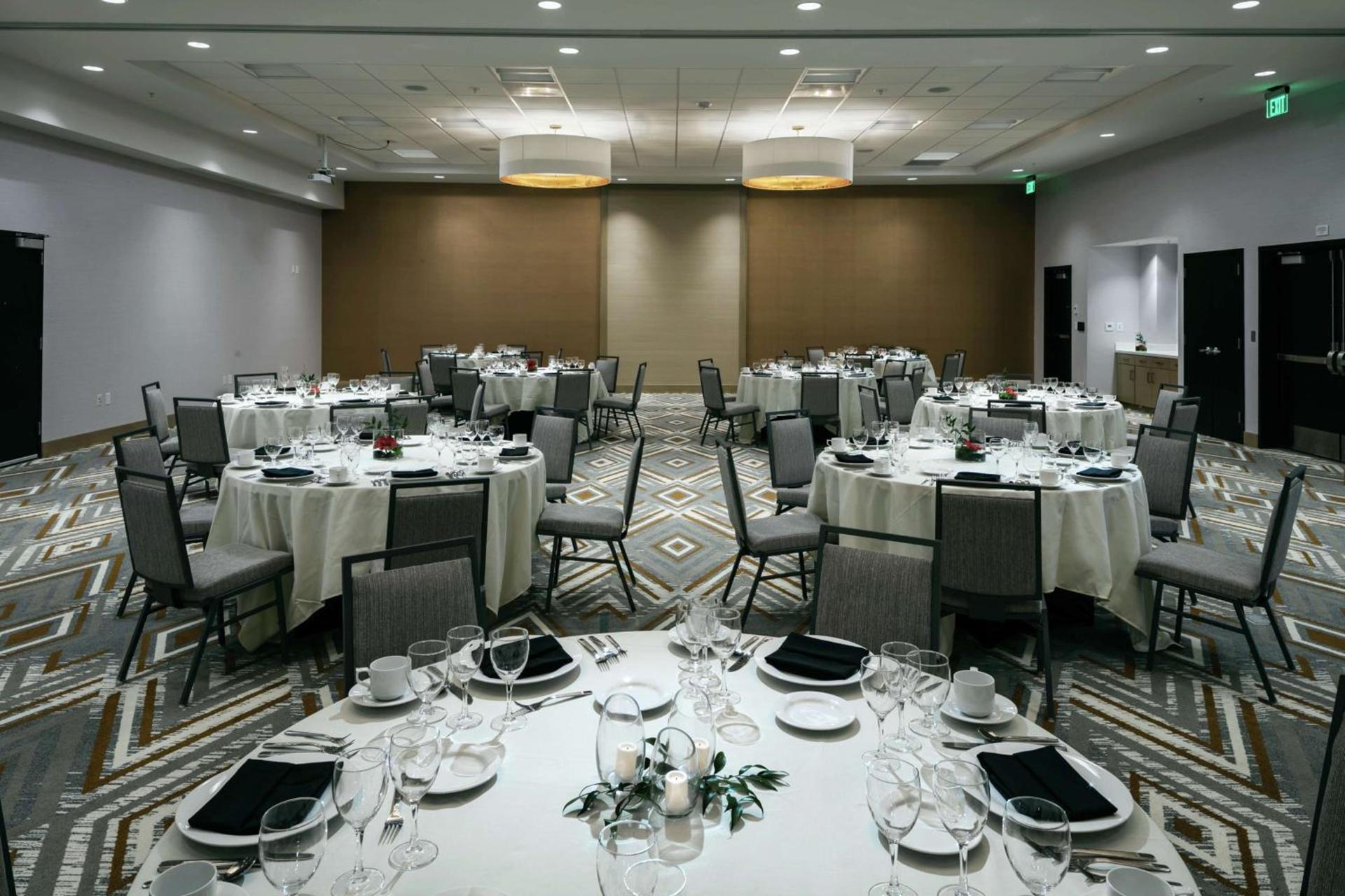 Hilton Garden Inn Seattle Bellevue Downtown, WA photo 45