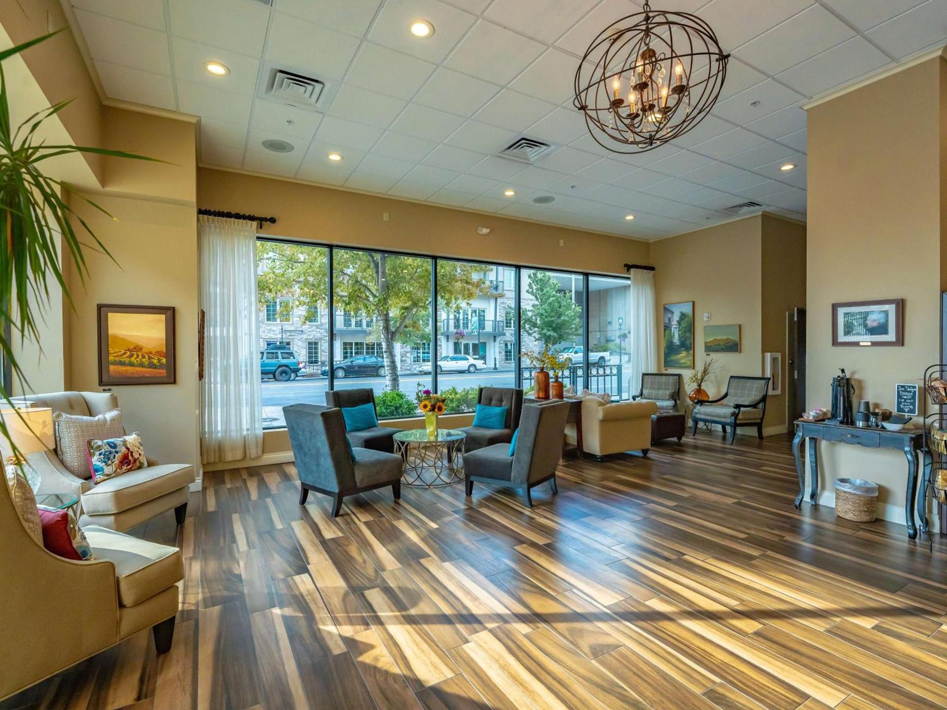 Hotel Maison Yakima Tapestry Collection by Hilton photo 3