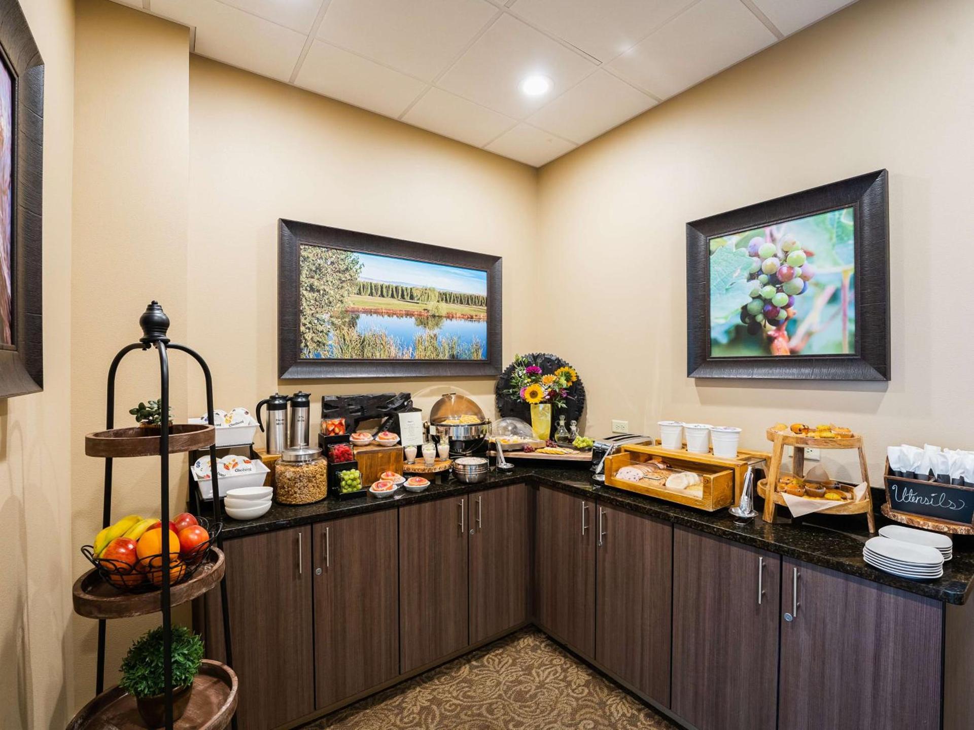 Hotel Maison Yakima Tapestry Collection by Hilton photo 2