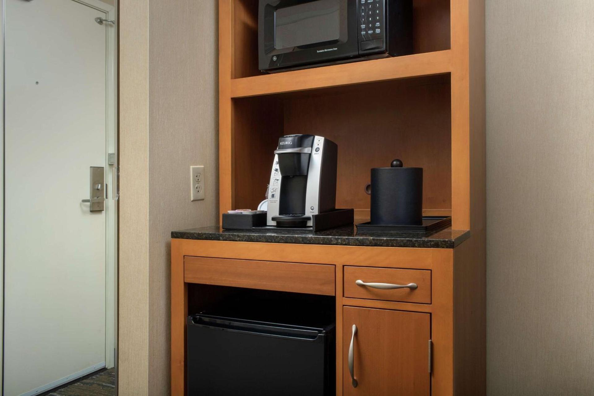 Hilton Garden Inn Yakima Downtown photo 33