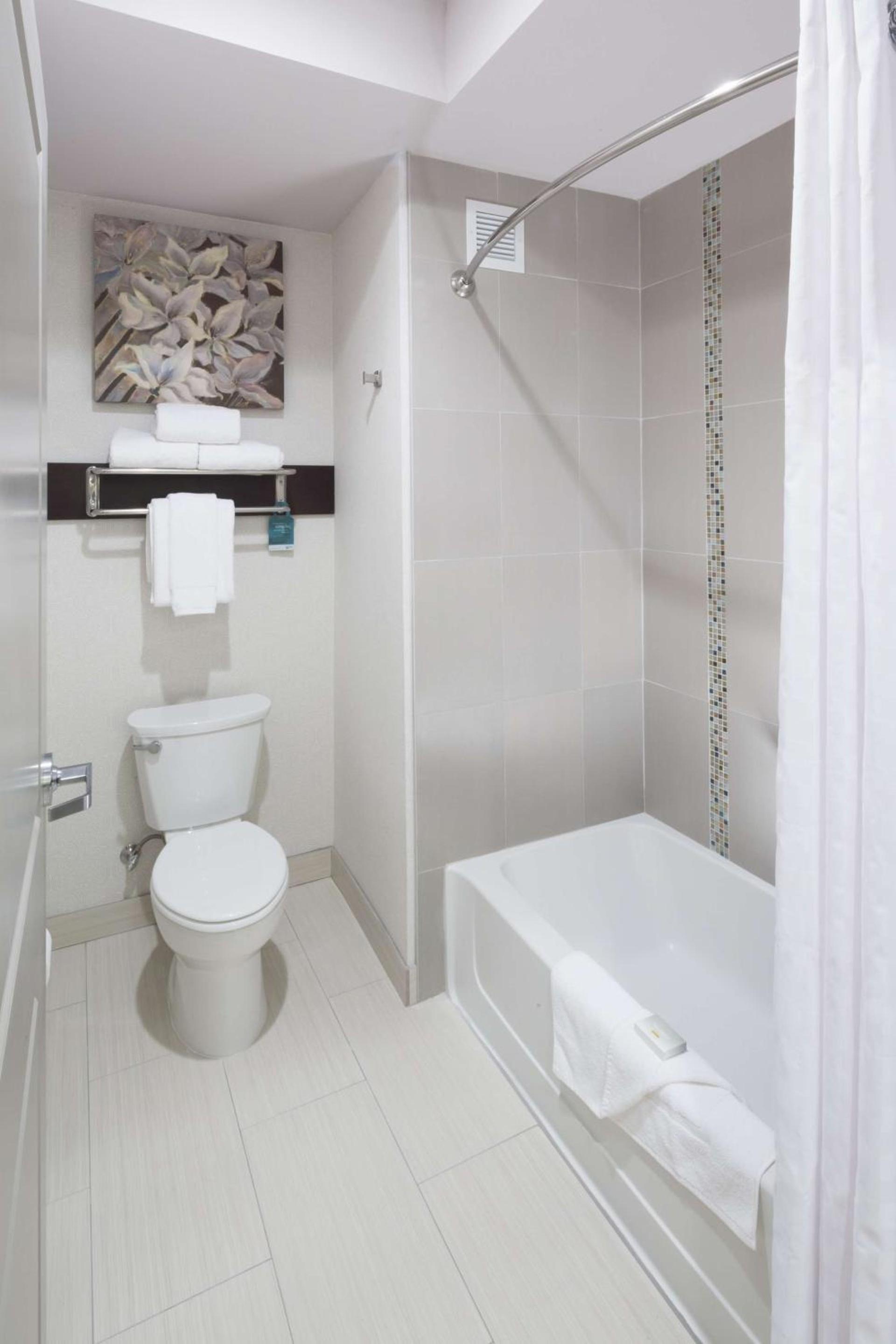 Homewood Suites by Hilton Lynnwood Seattle Everett, WA photo 24