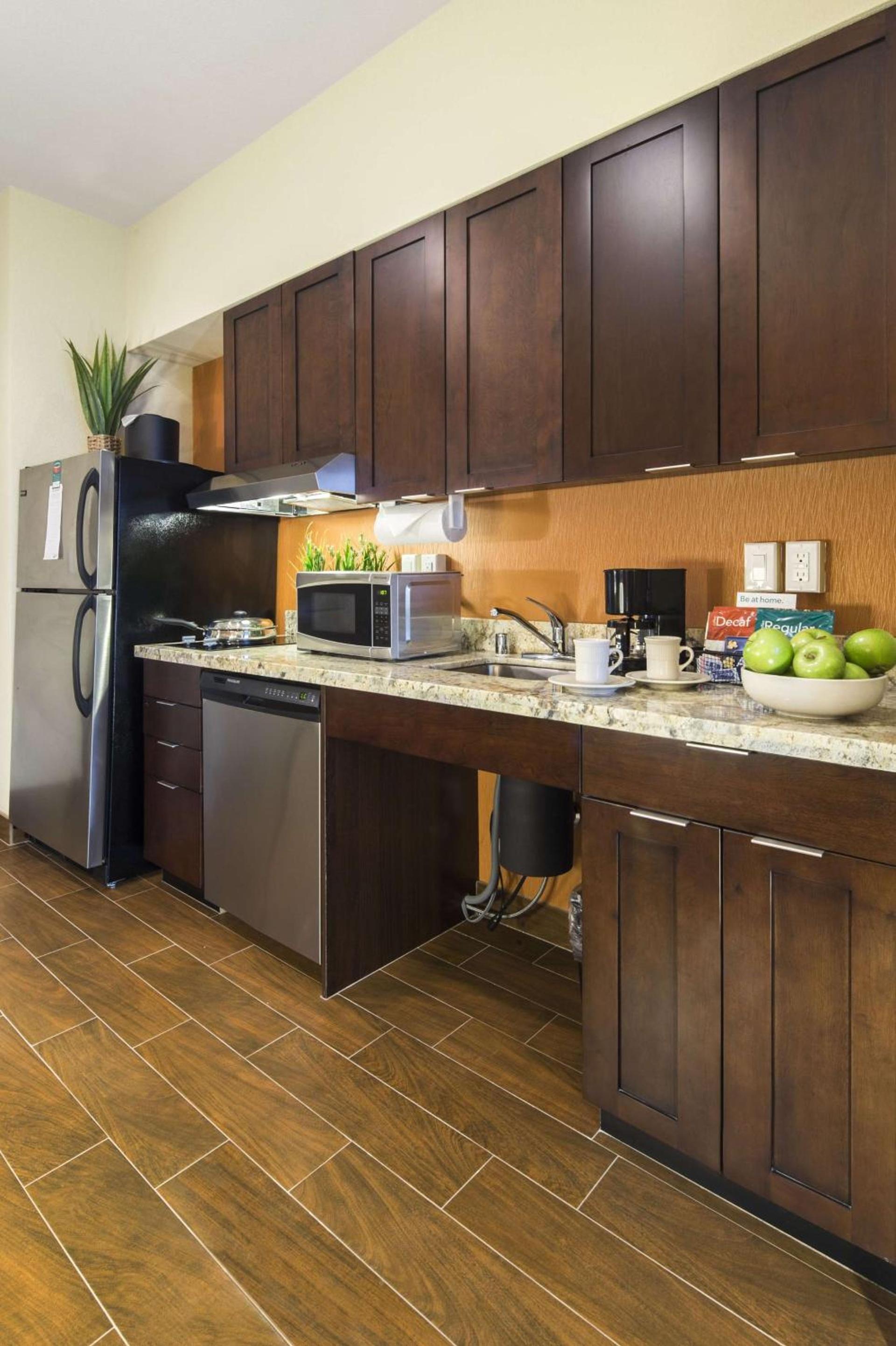 Homewood Suites by Hilton Lynnwood Seattle Everett, WA photo 41