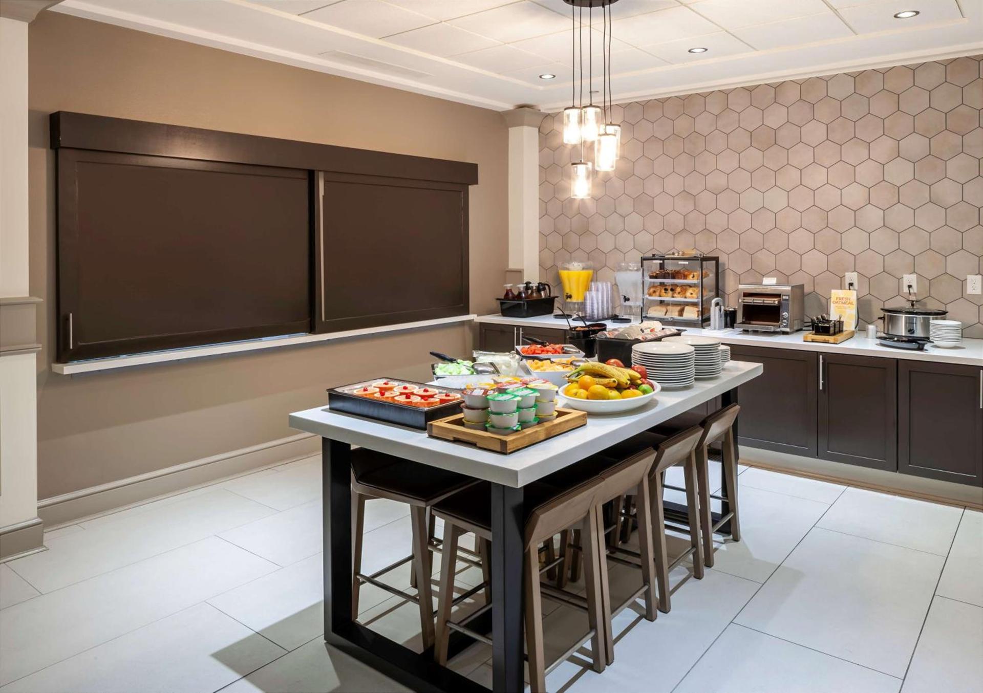 Hilton Garden Inn San Diego Rancho Bernardo photo 15