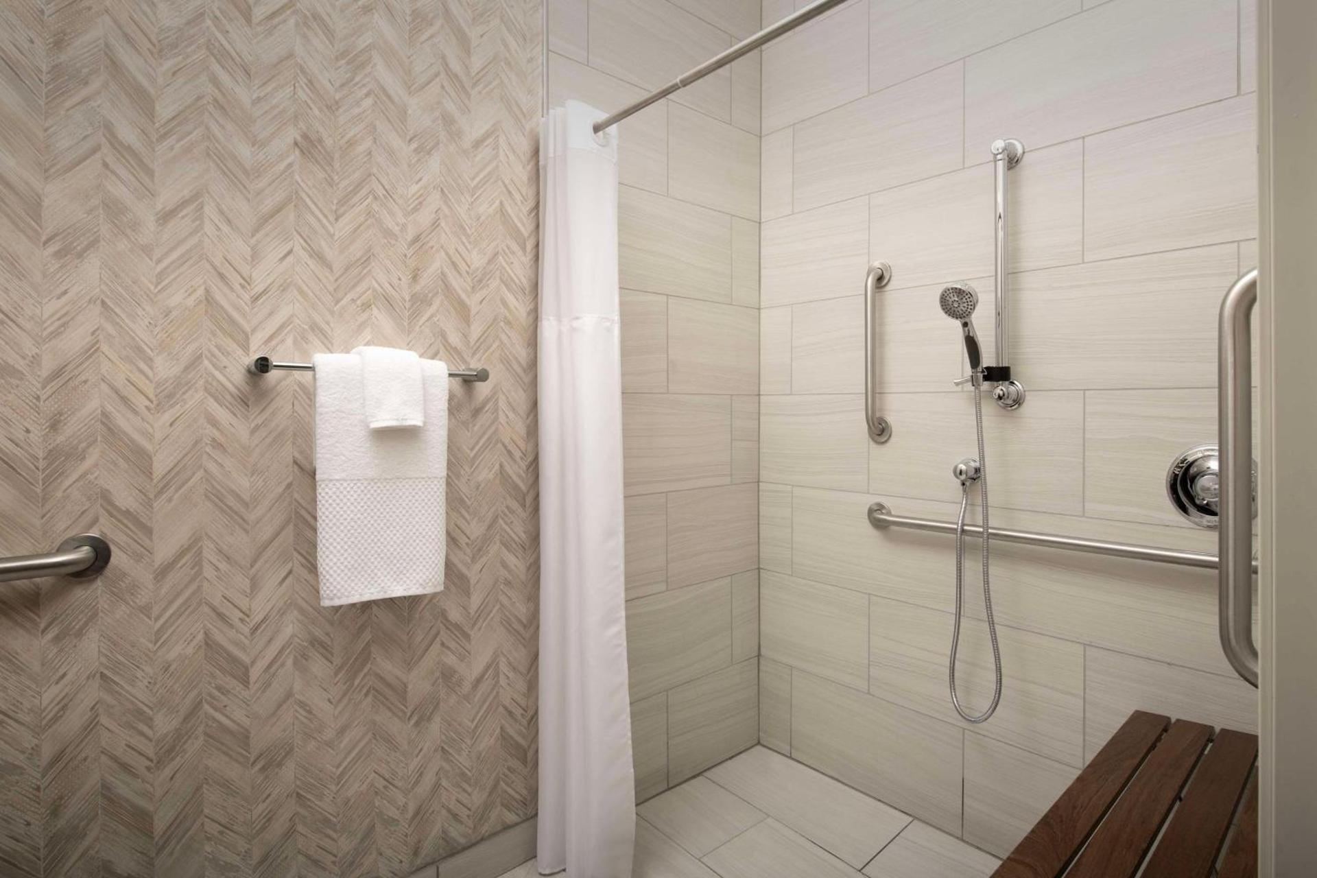 DoubleTree by Hilton Hotel Salem, Oregon photo 10