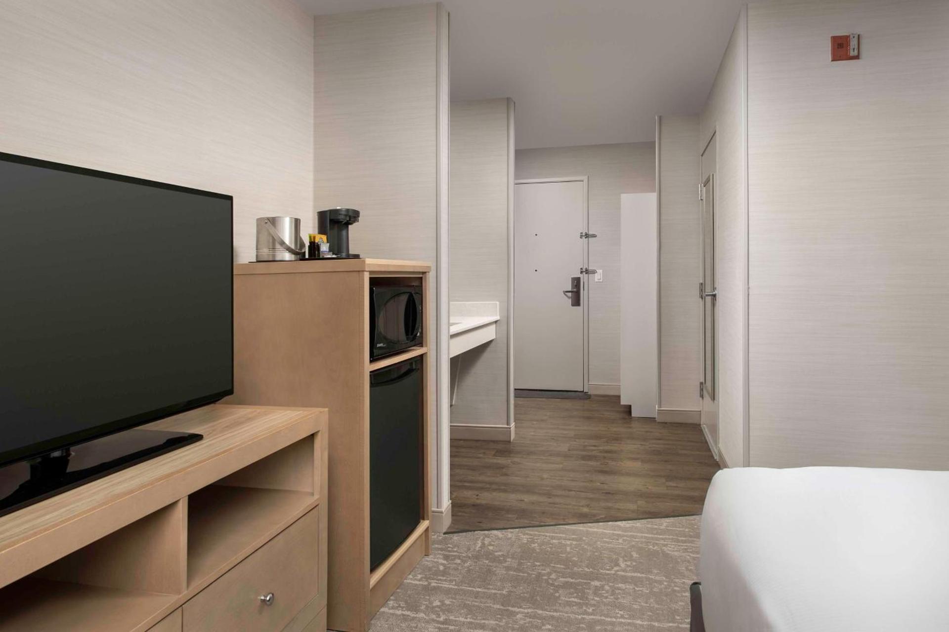 DoubleTree by Hilton Hotel Salem, Oregon photo 20