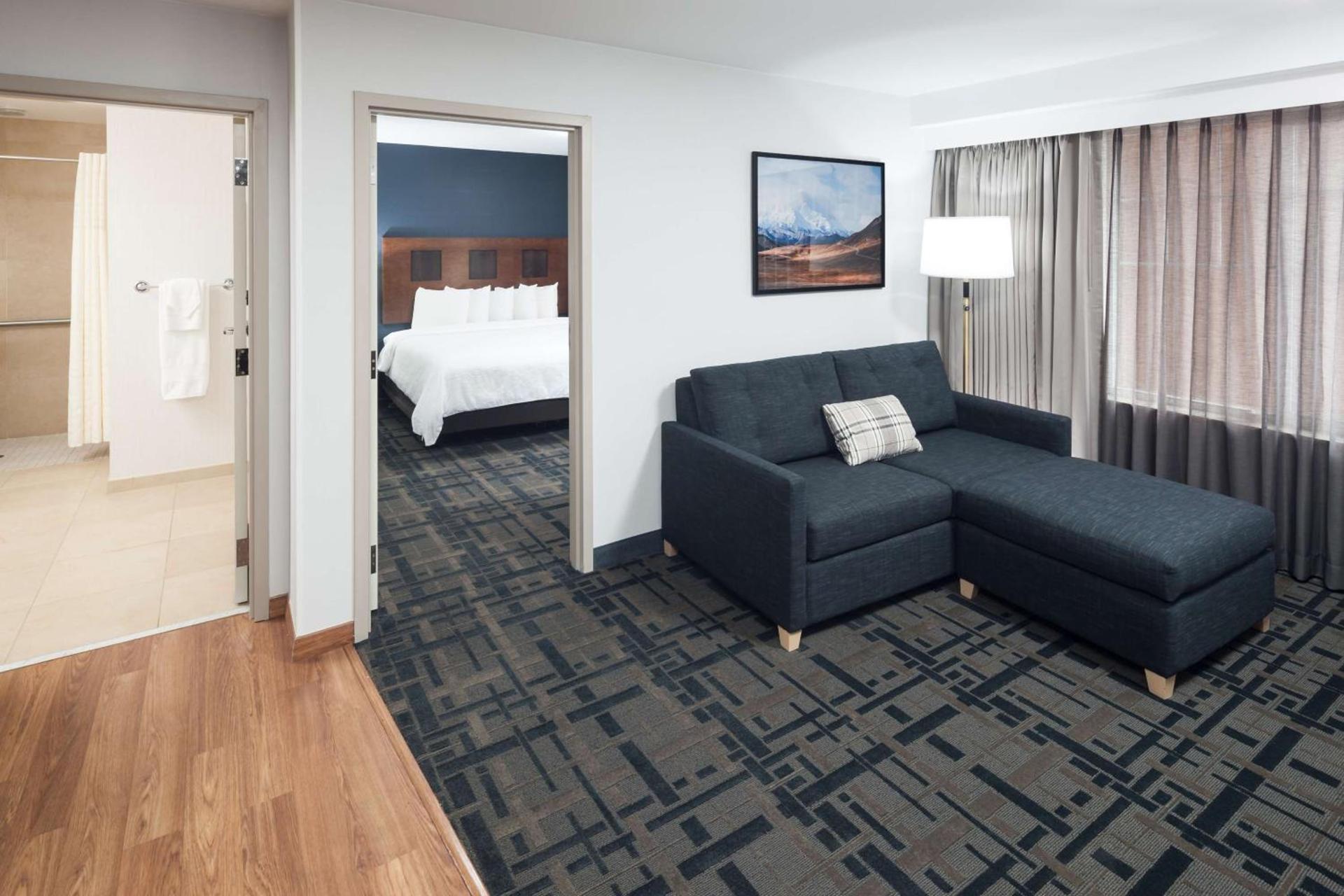 Embassy Suites by Hilton Anchorage photo 16