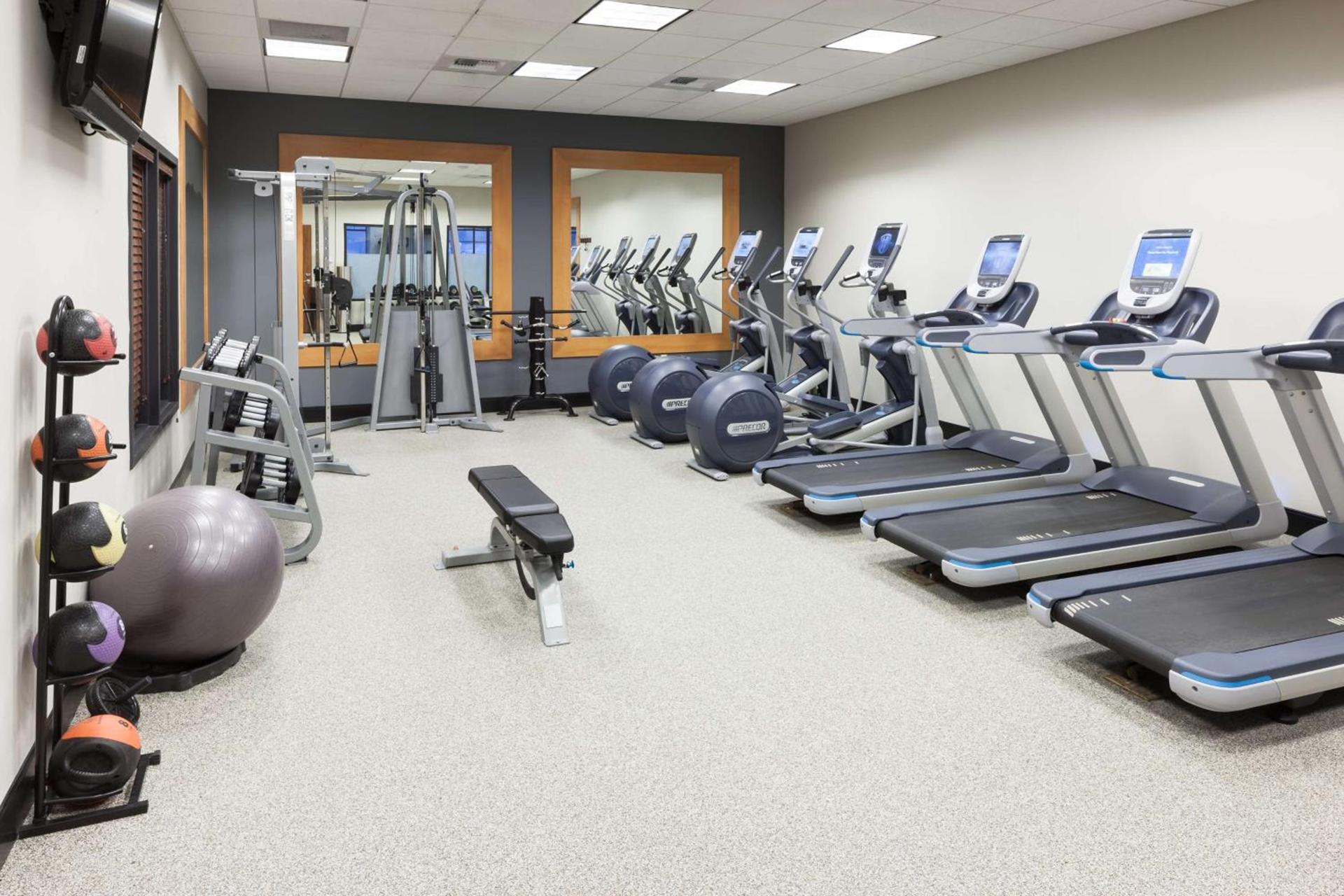 Embassy Suites by Hilton Anchorage photo 15