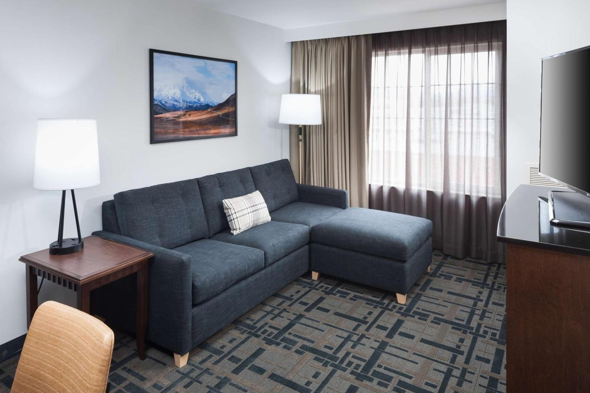 Embassy Suites by Hilton Anchorage photo 22