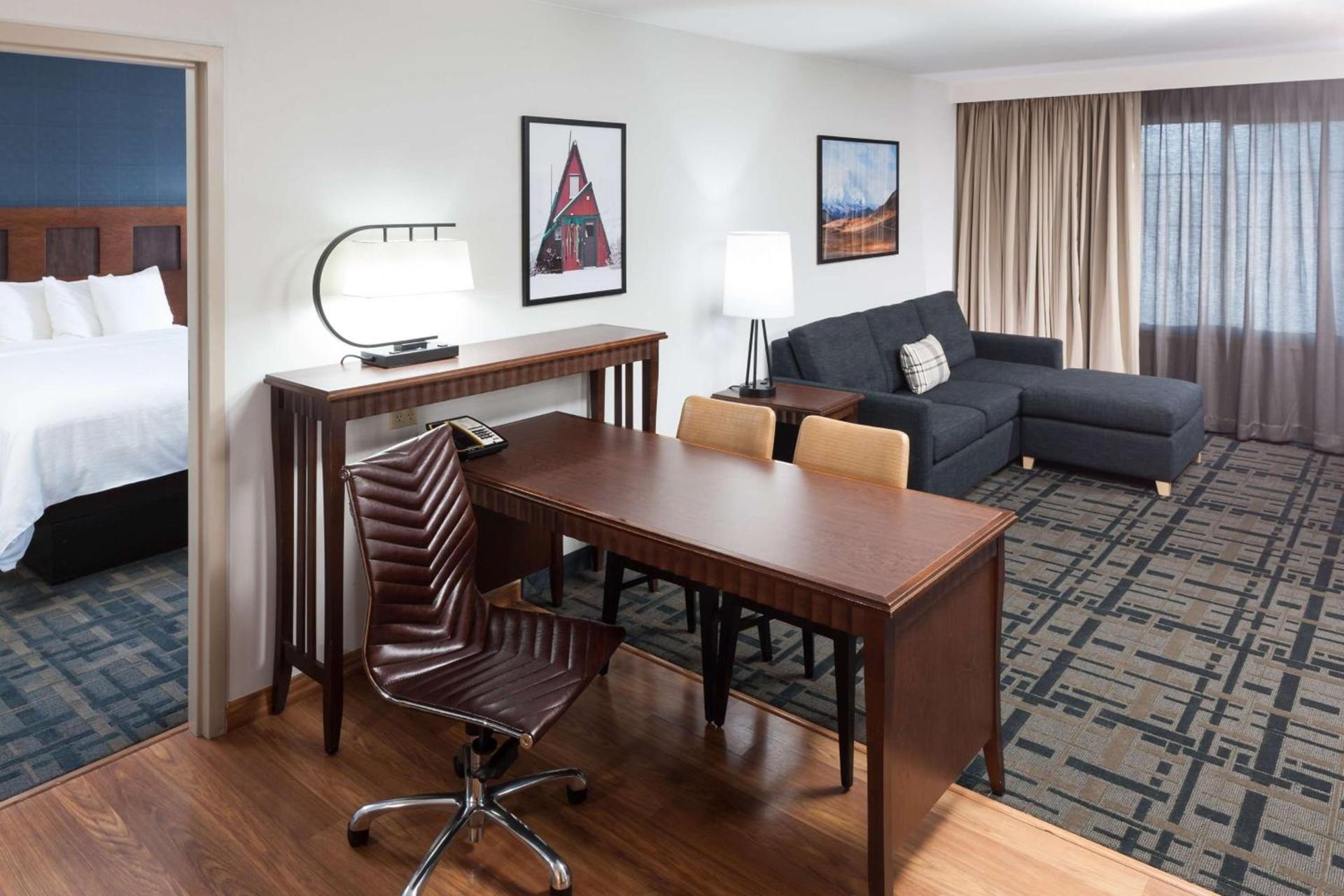 Embassy Suites by Hilton Anchorage photo 24