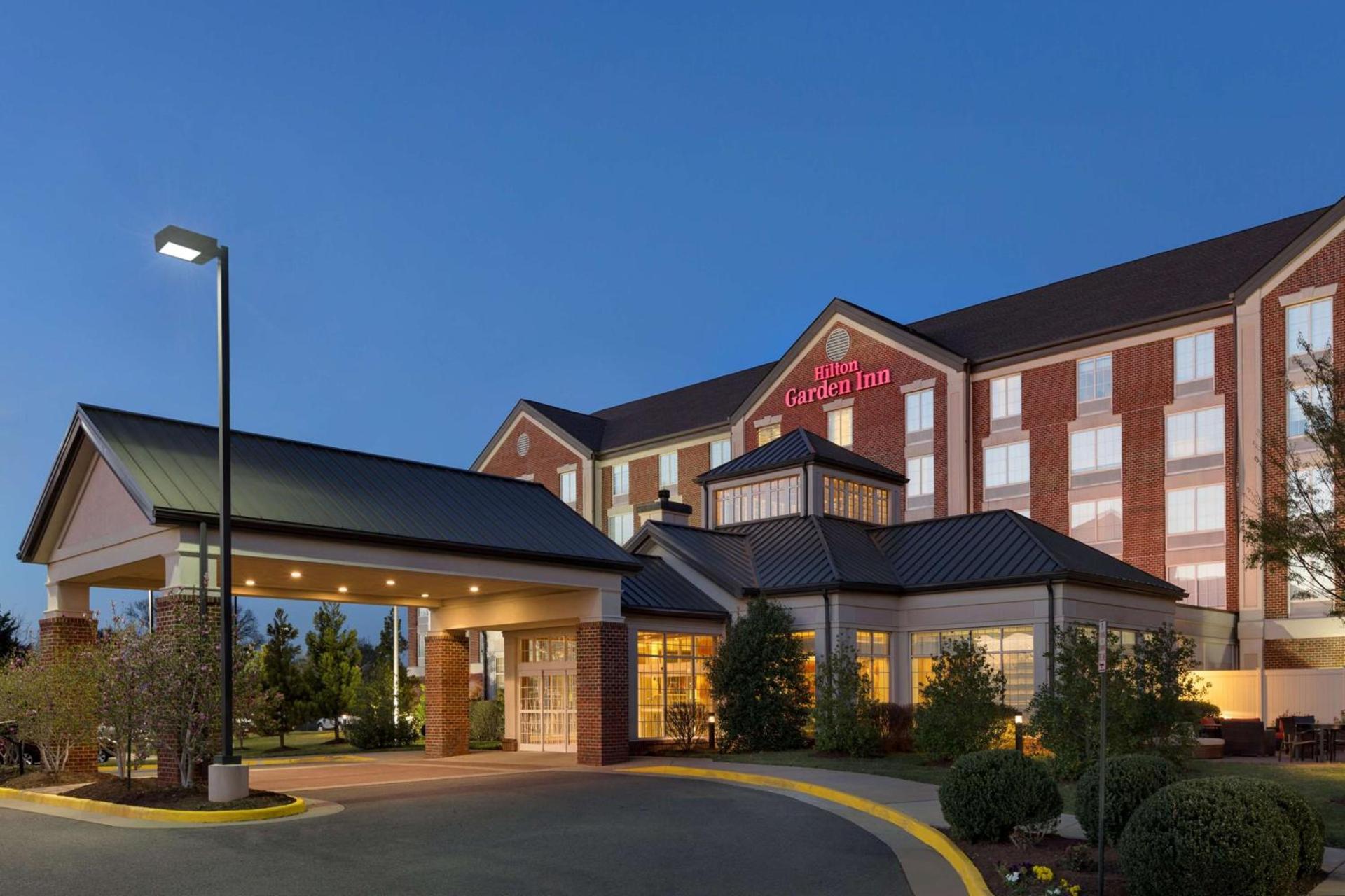 Hilton Garden Inn Fredericksburg photo 1