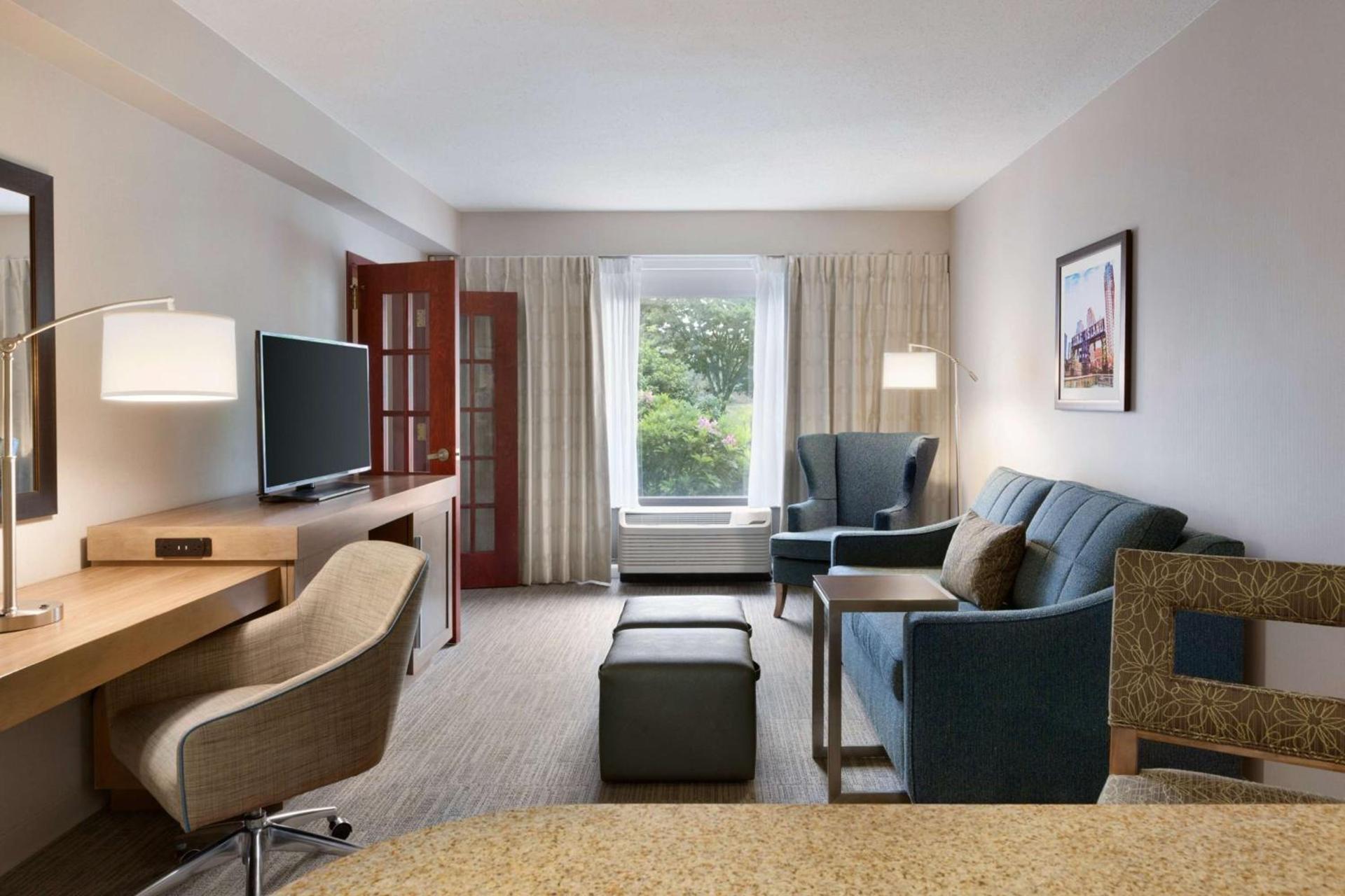 Hampton Inn Long Island-Brookhaven photo 19