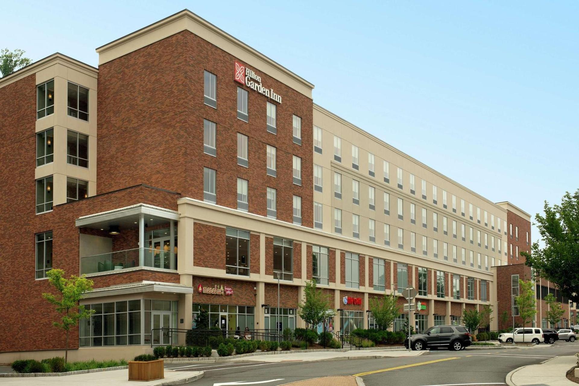 Hilton Garden Inn Westchester Dobbs Ferry photo 1