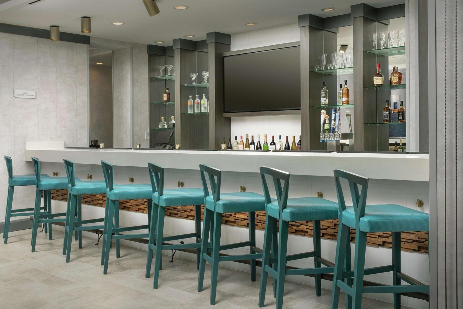 Hilton Garden Inn Westchester Dobbs Ferry photo 3