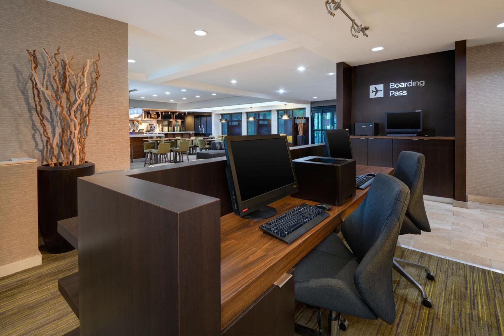 Courtyard by Marriott Perimeter Center photo 19