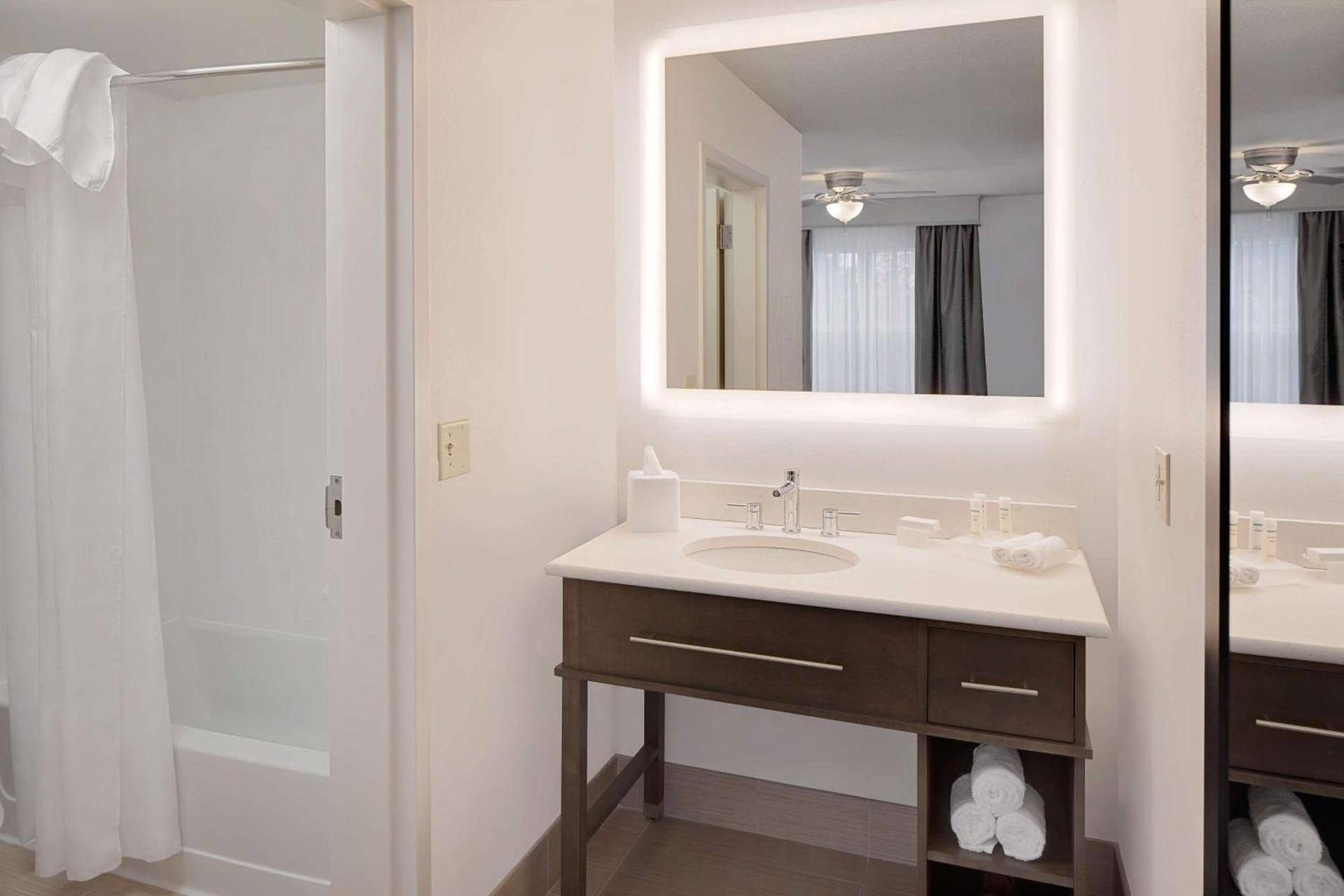 Homewood Suites by Hilton Orlando Maitland photo 12