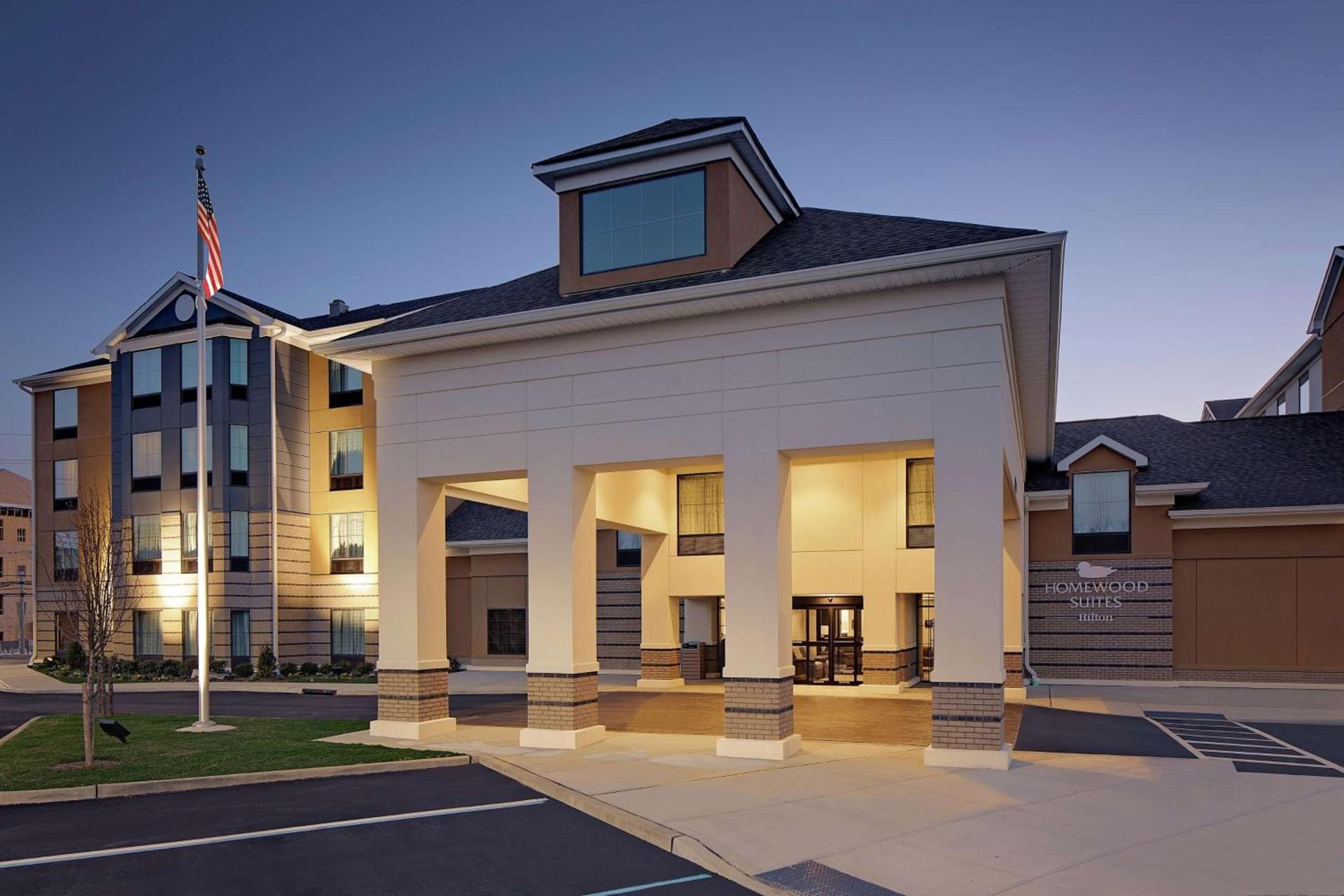 Homewood Suites By Hilton Ronkonkoma photo 2