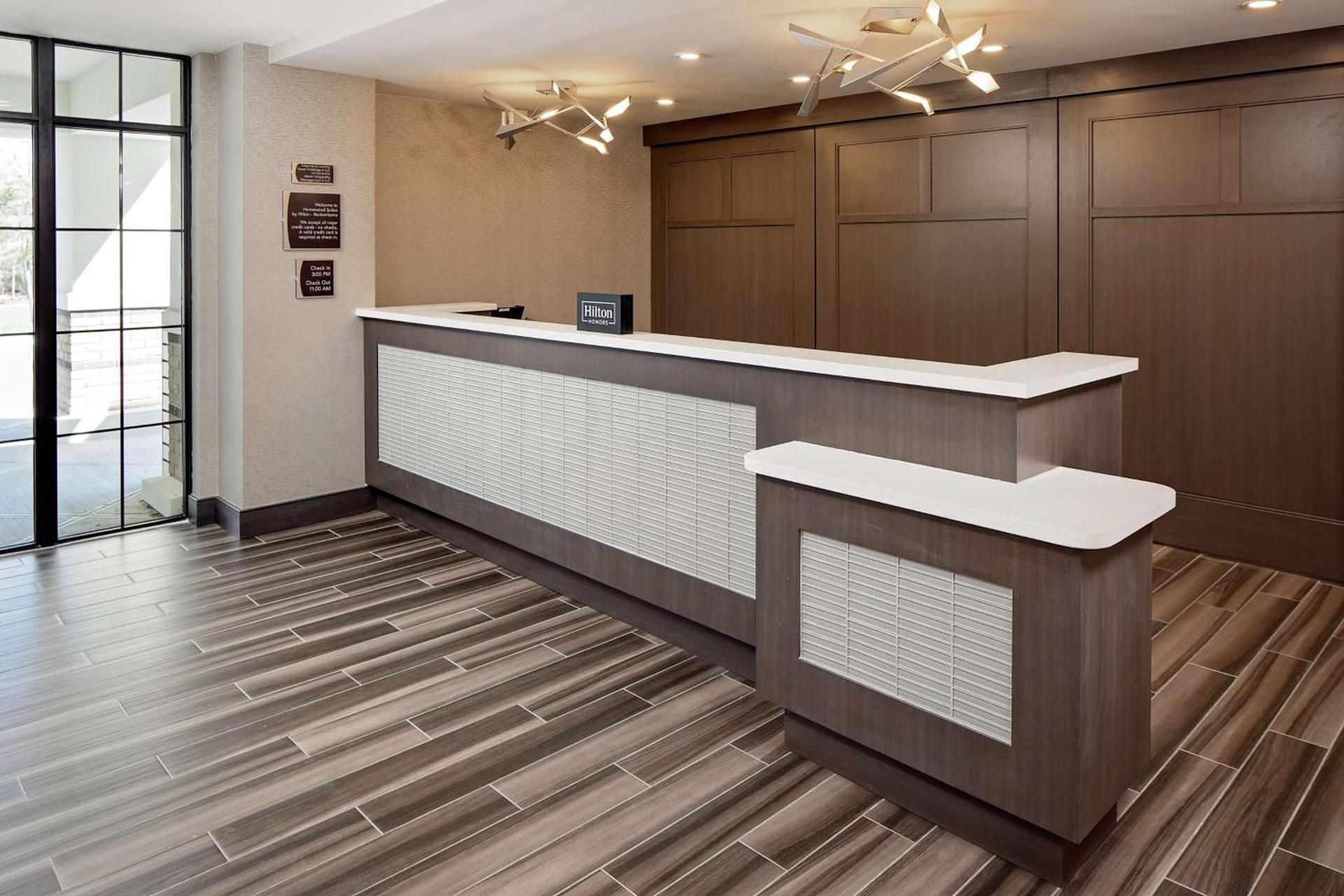 Homewood Suites By Hilton Ronkonkoma photo 3