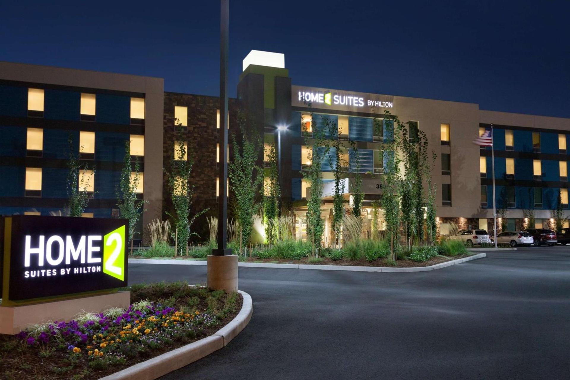 Home2 Suites by Hilton Seattle Airport — hotel in Tukwila