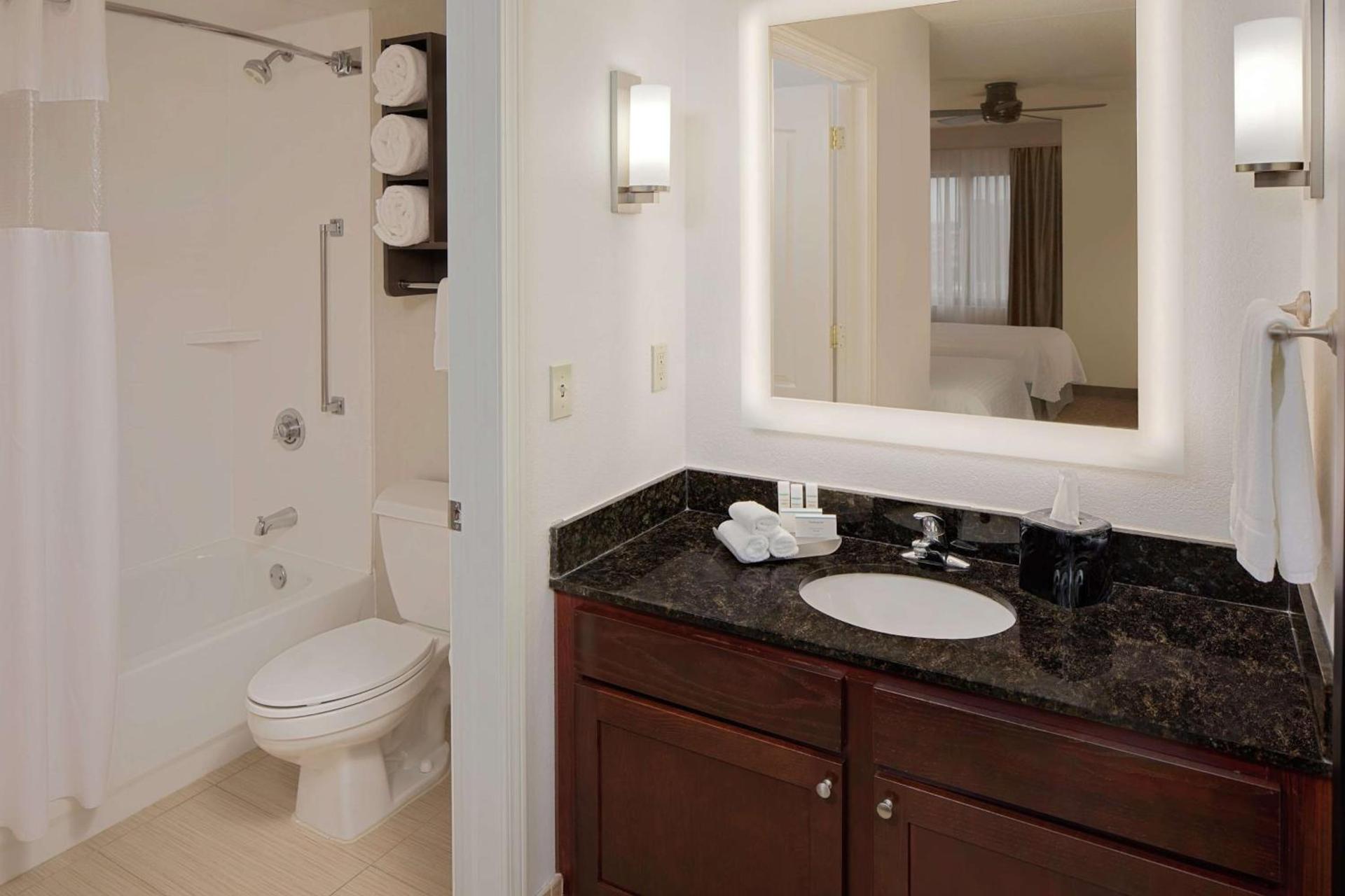 Homewood Suites by Hilton Minneapolis-Mall Of America photo 11