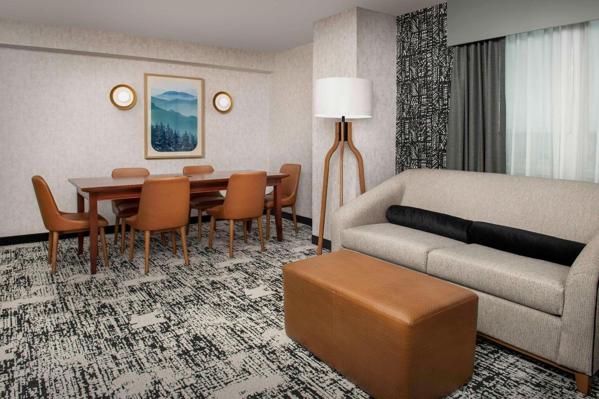 Embassy Suites by Hilton Dulles North Loudoun photo 26