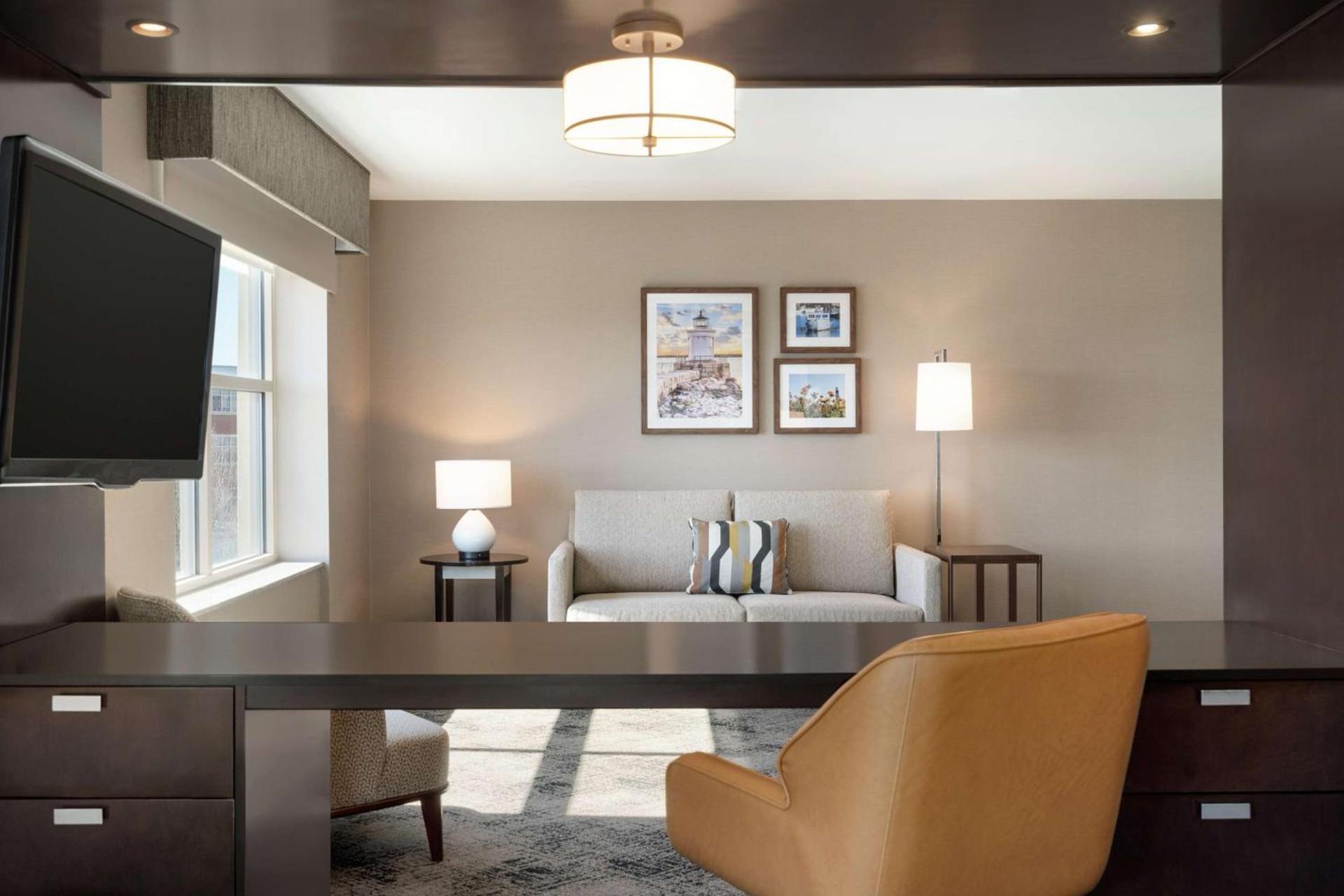 Hampton Inn Portland Downtown Waterfront photo 15