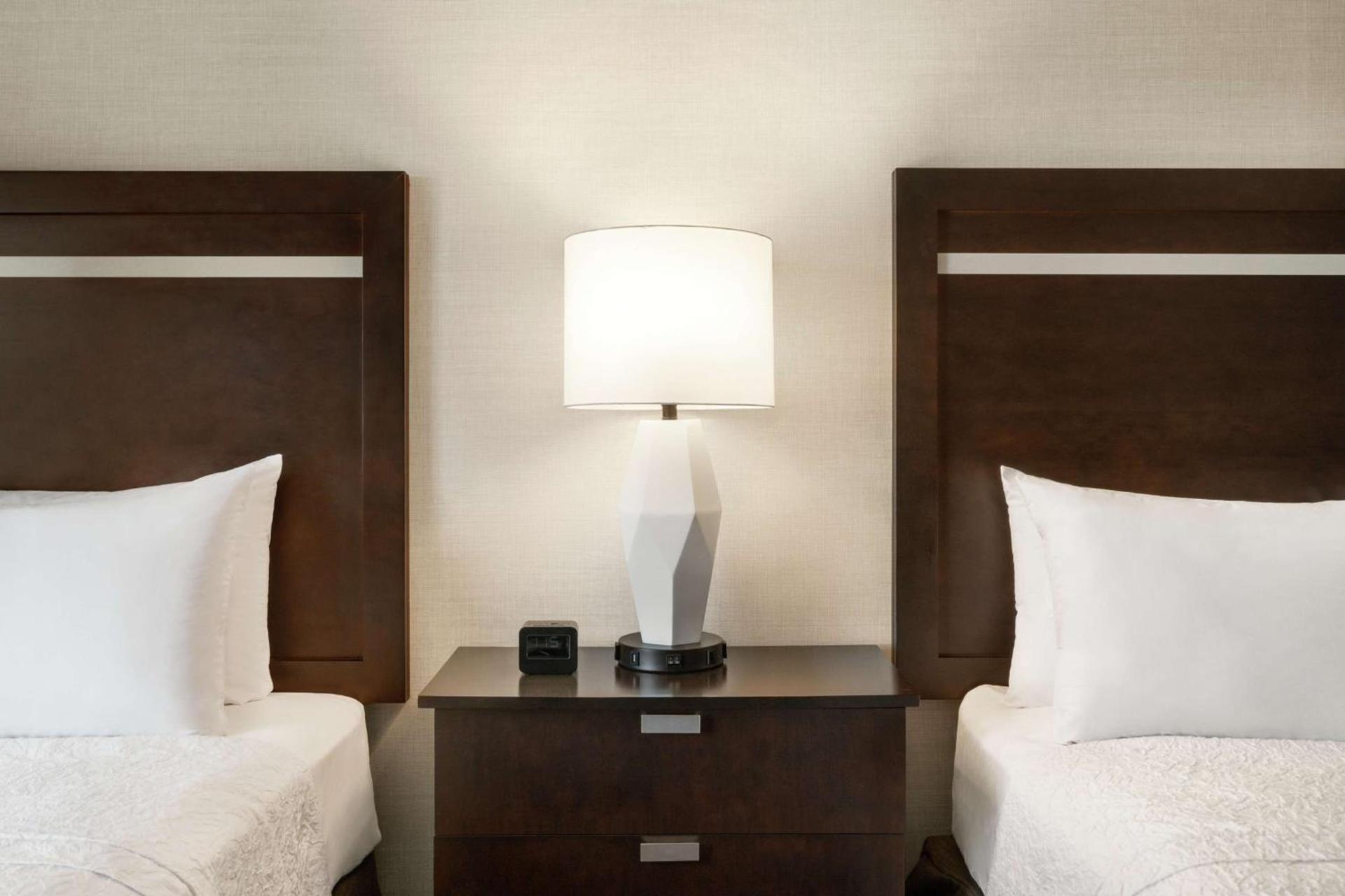 Hampton Inn Portland Downtown Waterfront photo 17