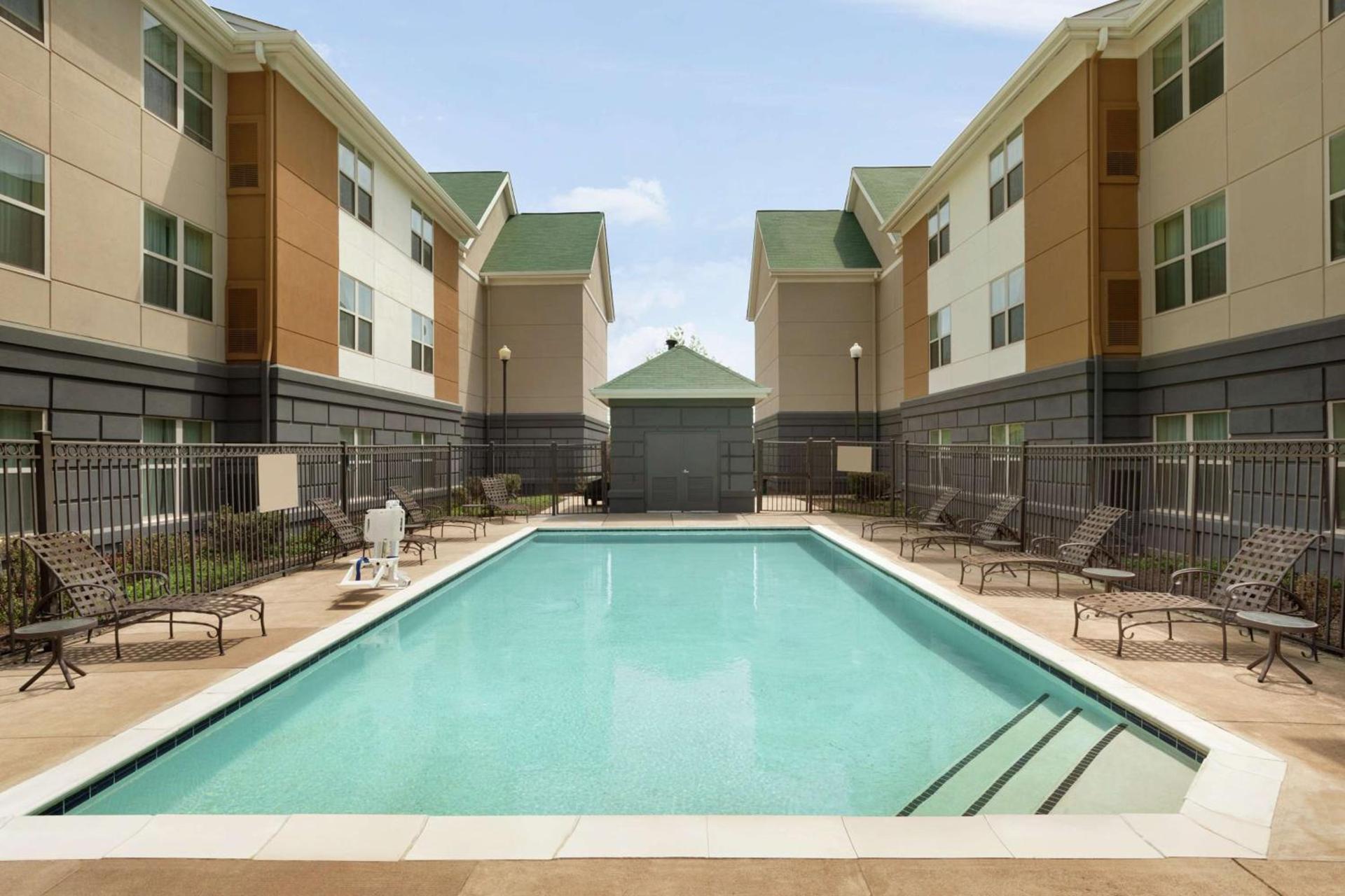 Homewood Suites by Hilton Dulles-North Loudoun photo 13