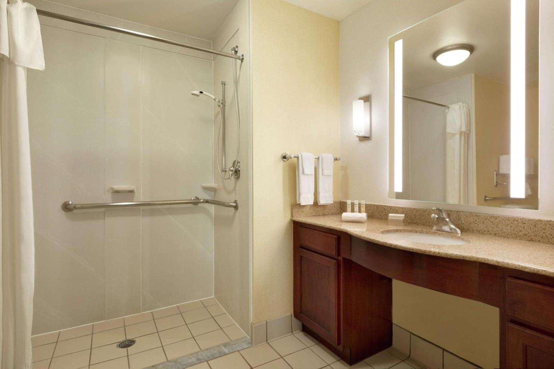 Homewood Suites by Hilton Dulles-North Loudoun photo 30
