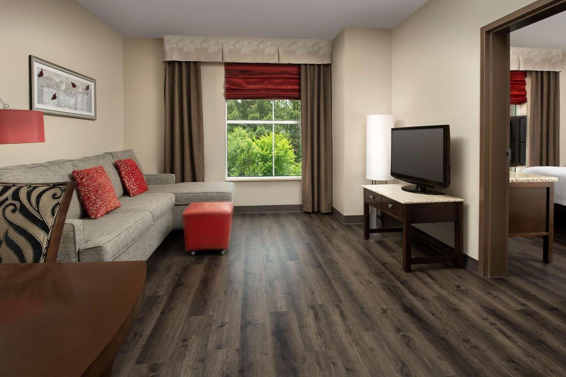 Embassy Suites by Hilton Birmingham Hoover photo 18
