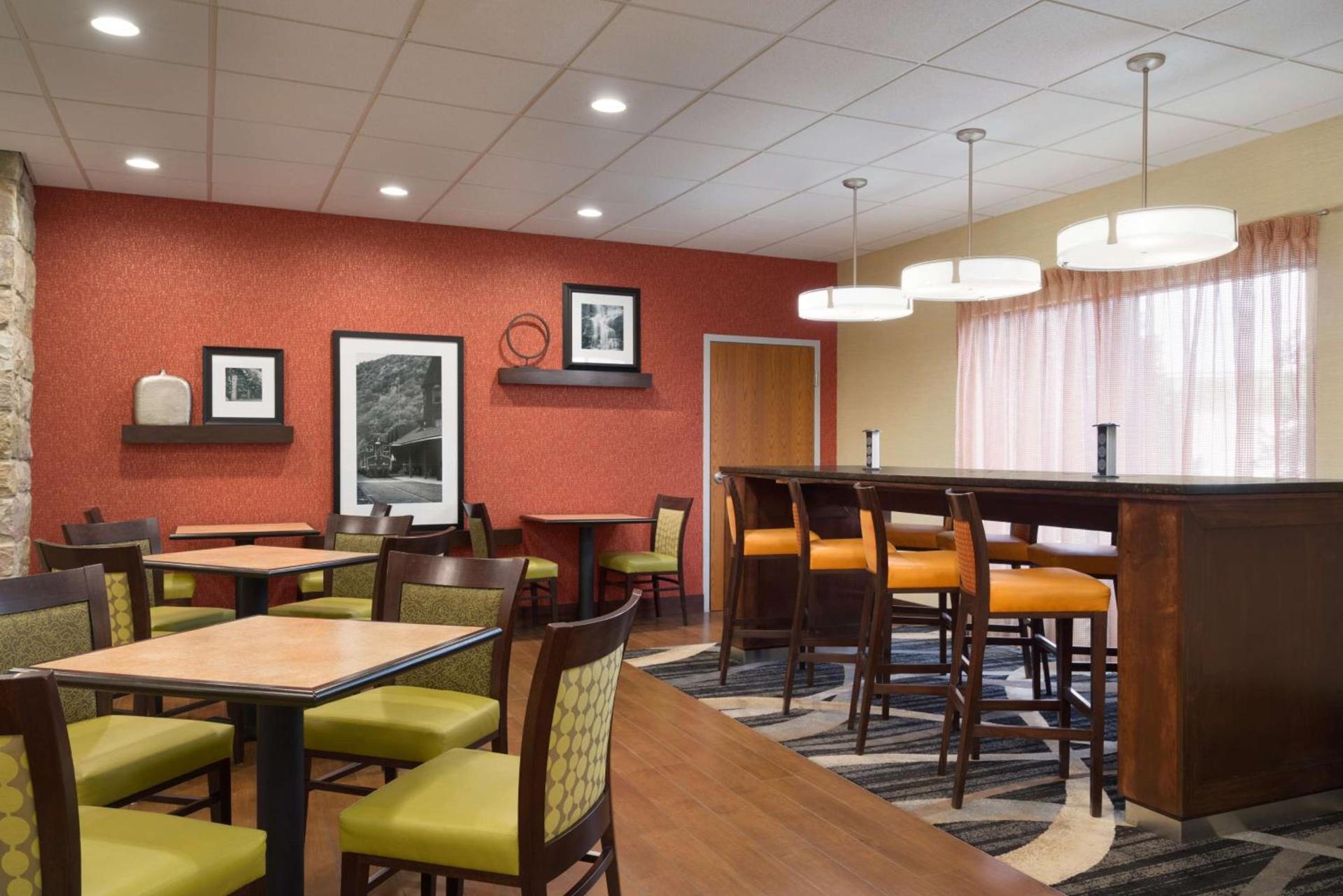 Hampton Inn Lehighton - Jim Thorpe photo 12