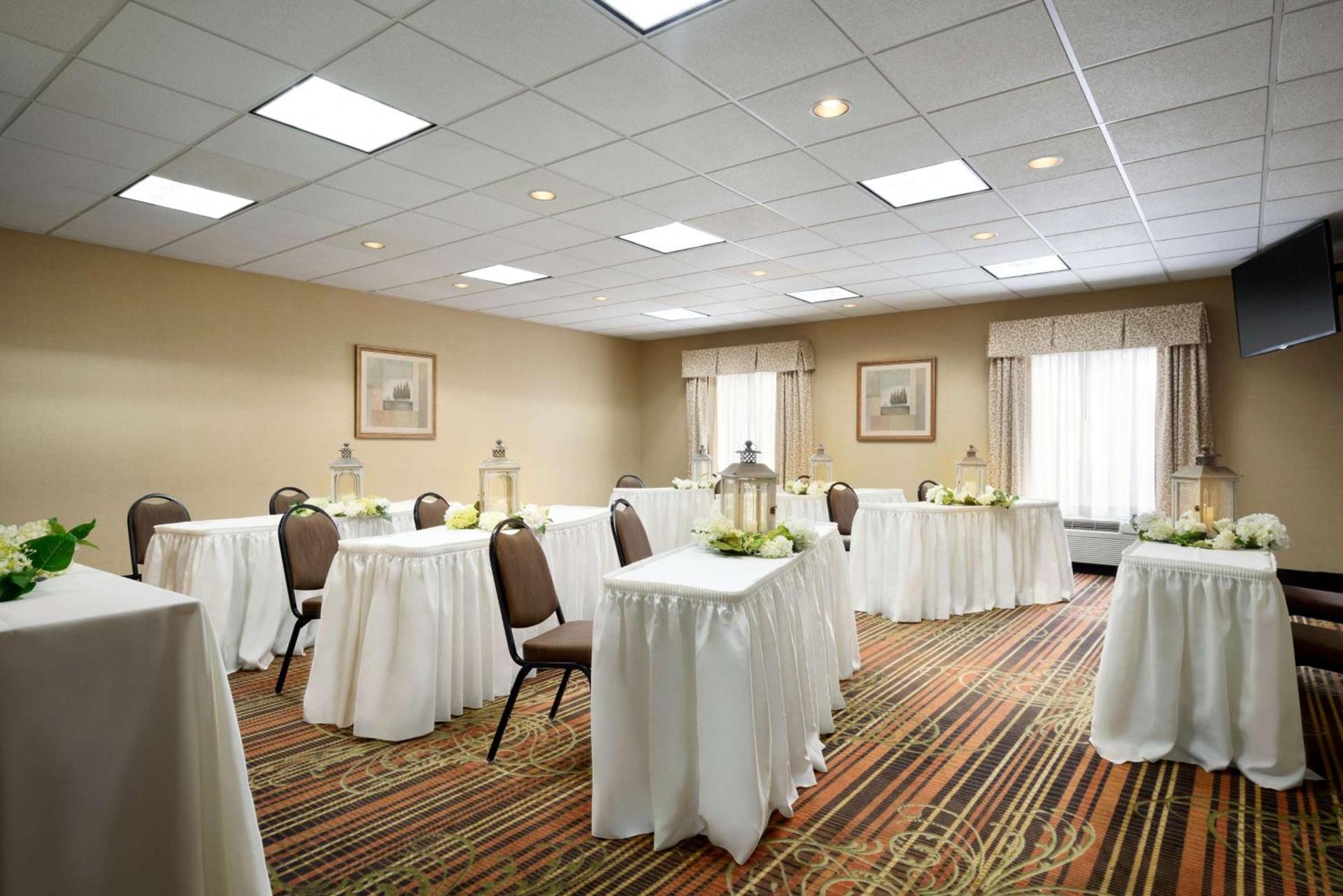 Hampton Inn Lehighton - Jim Thorpe photo 28