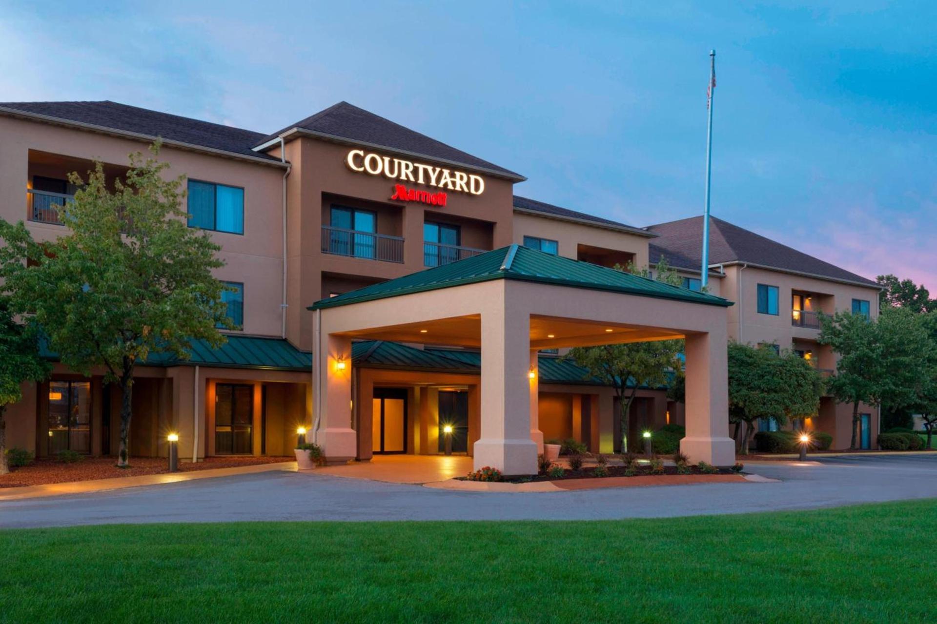 Courtyard Akron Fairlawn photo 1