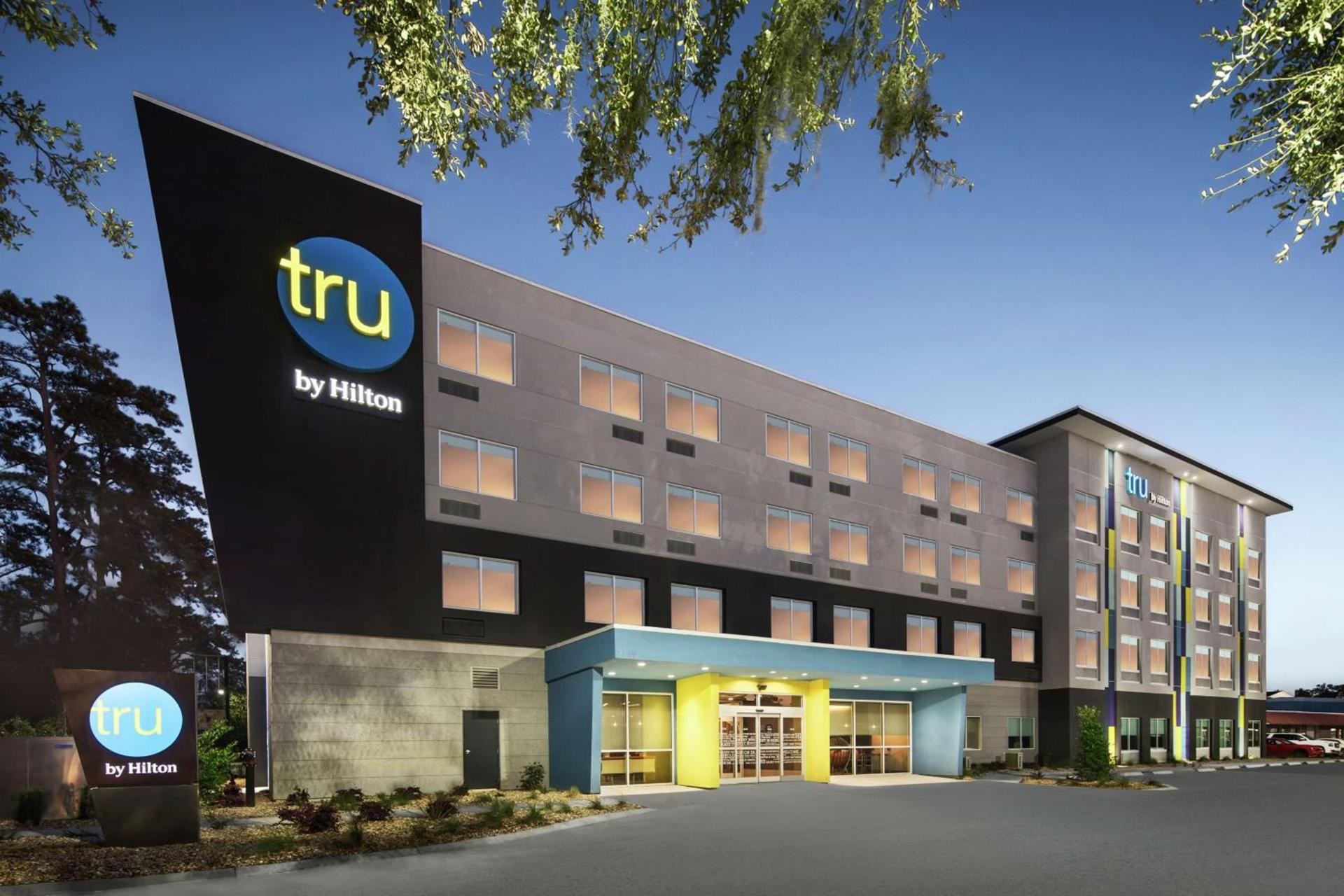 Tru By Hilton Savannah Midtown photo 1