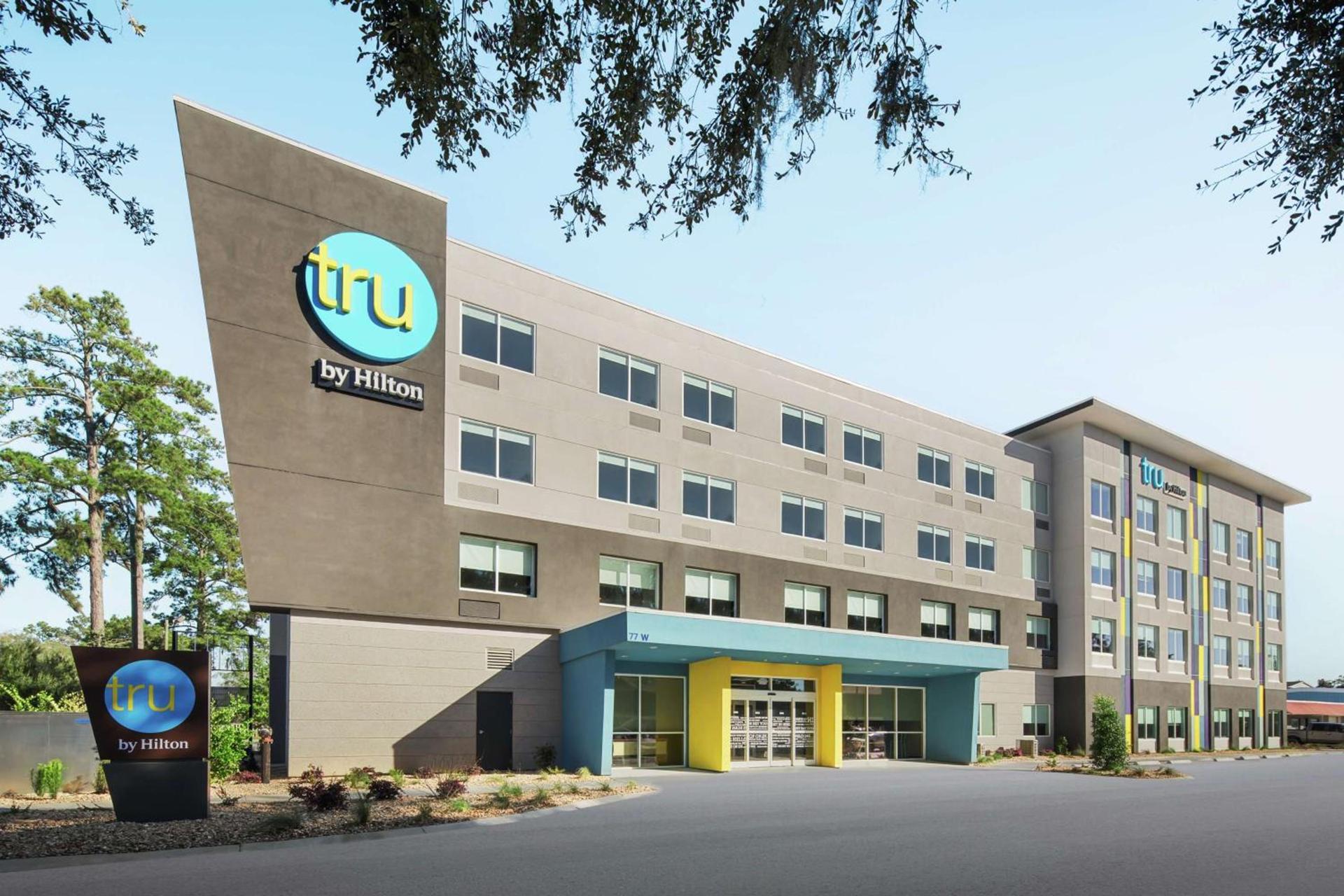 Tru By Hilton Savannah Midtown photo 2