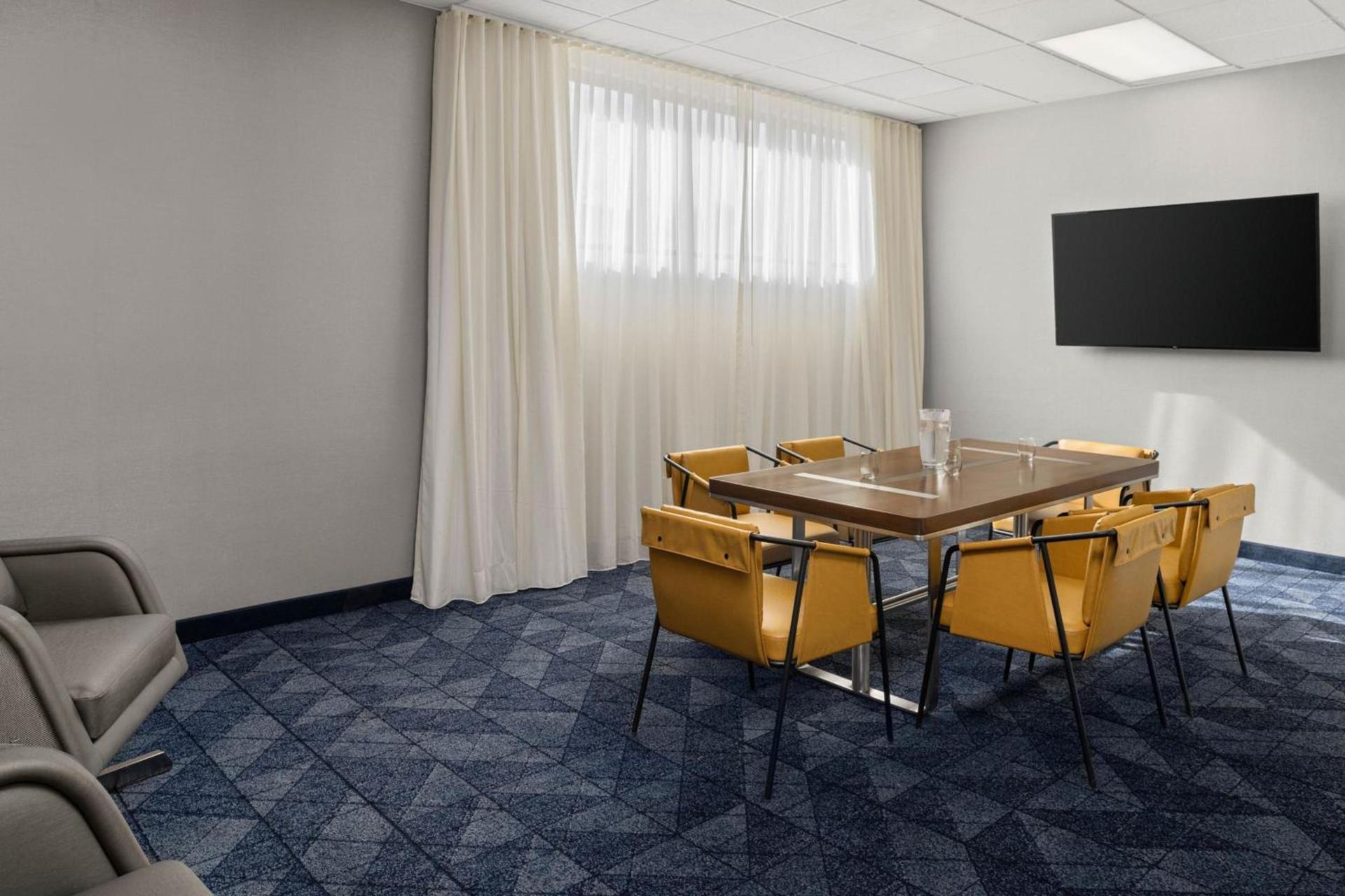 Courtyard by Marriott Boise Downtown photo 32