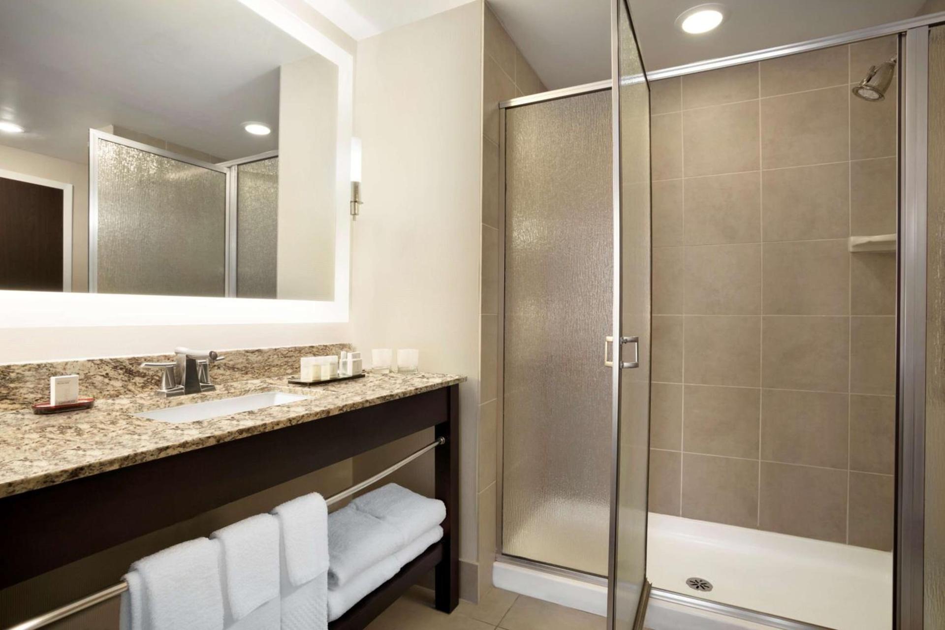 Embassy Suites by Hilton Jackson North Ridgeland photo 32